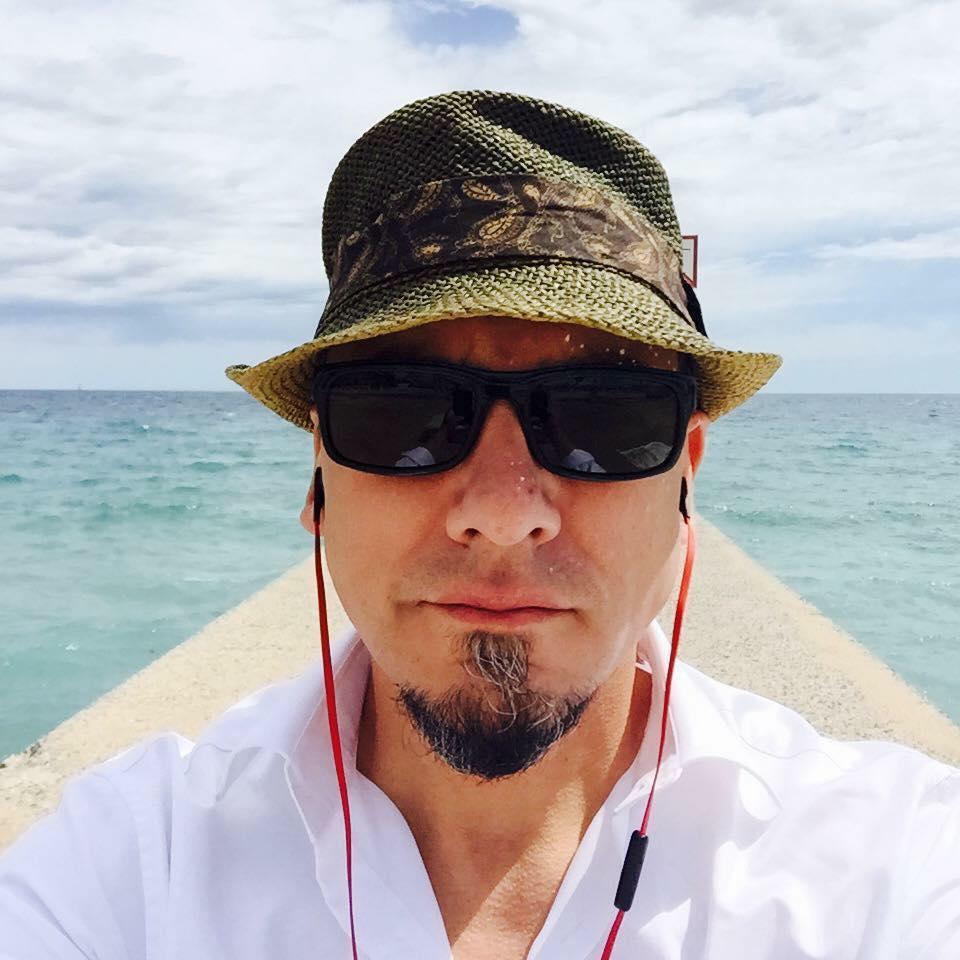 actor Michael Hall large photo