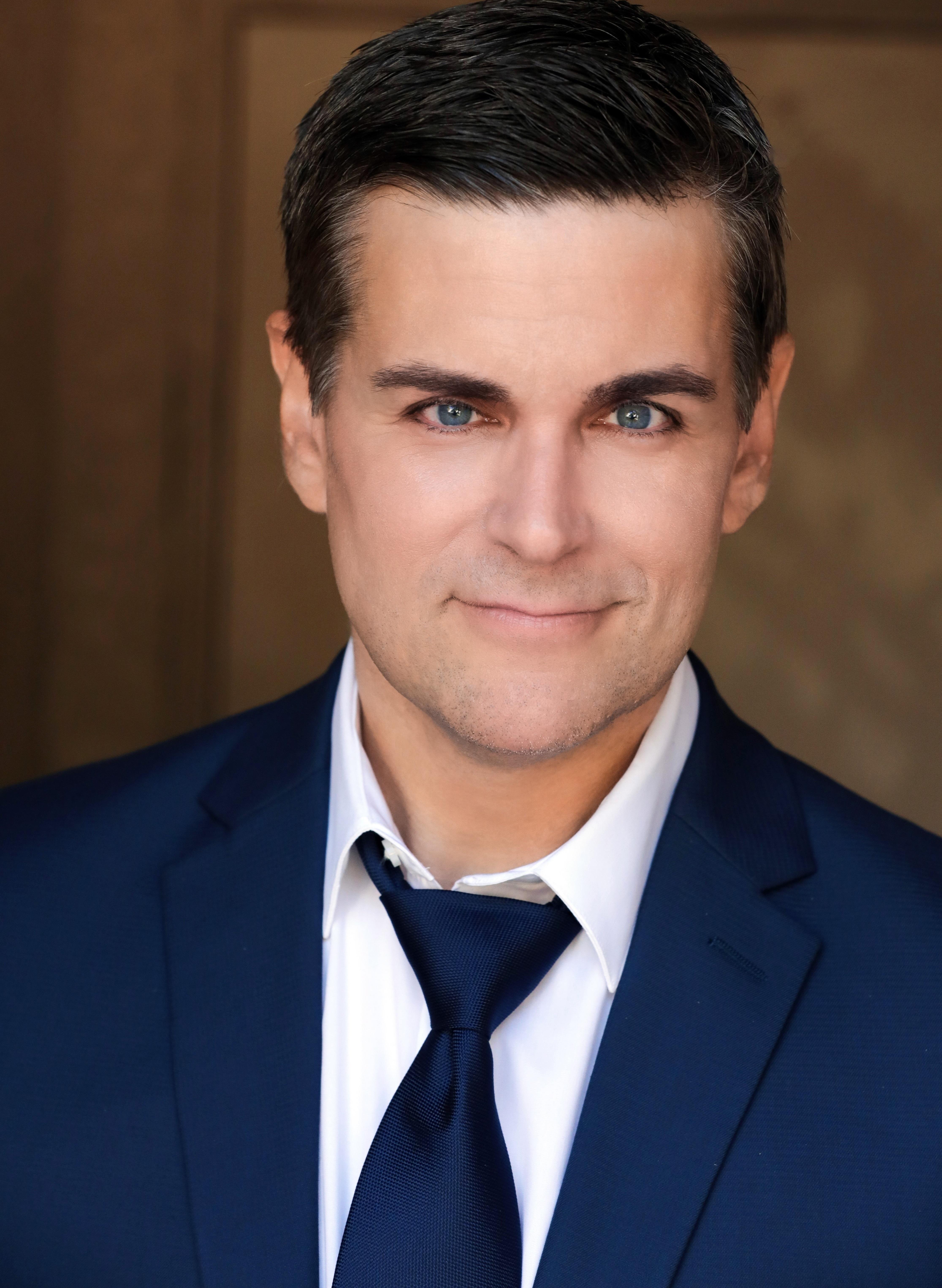 actor Rich Finley large photo