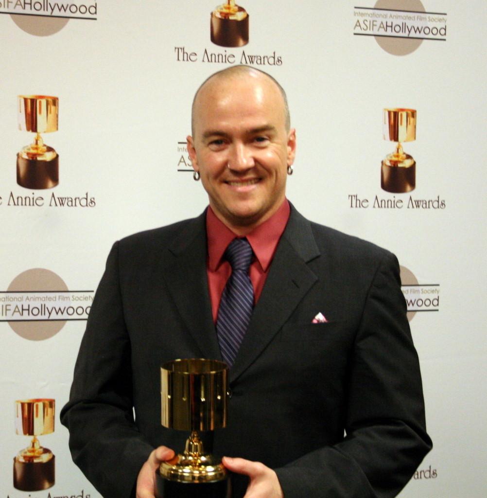 actor Tom Owens large photo