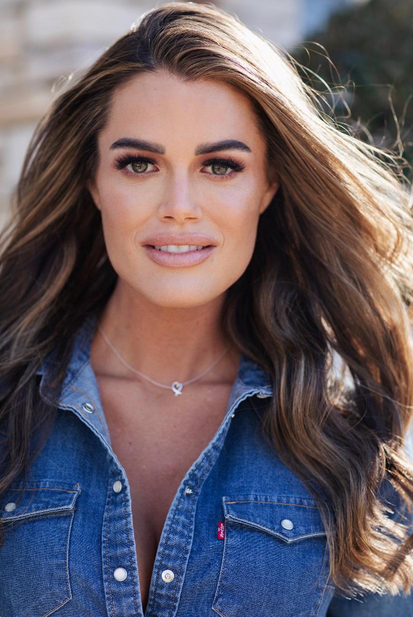 actor Lindsey Rubino large photo