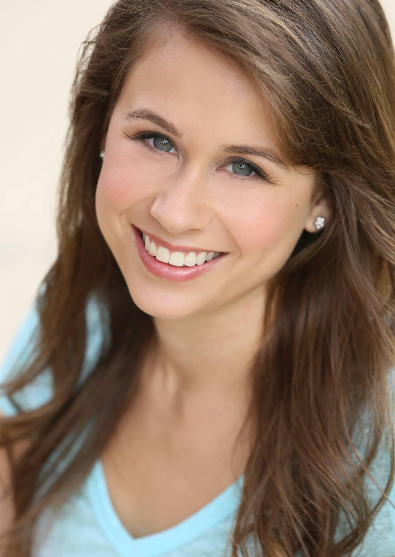 actor Jackie Lastra large photo