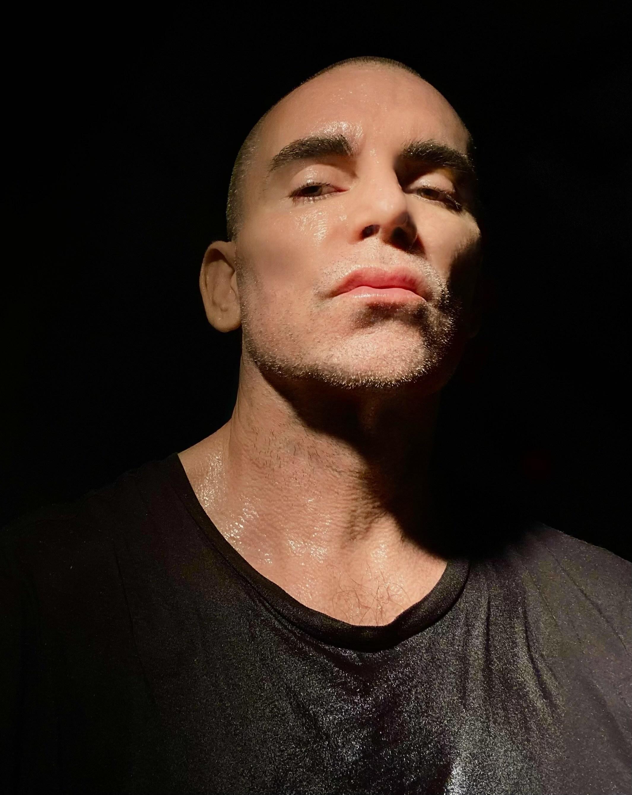 actor Brad Calcaterra large photo