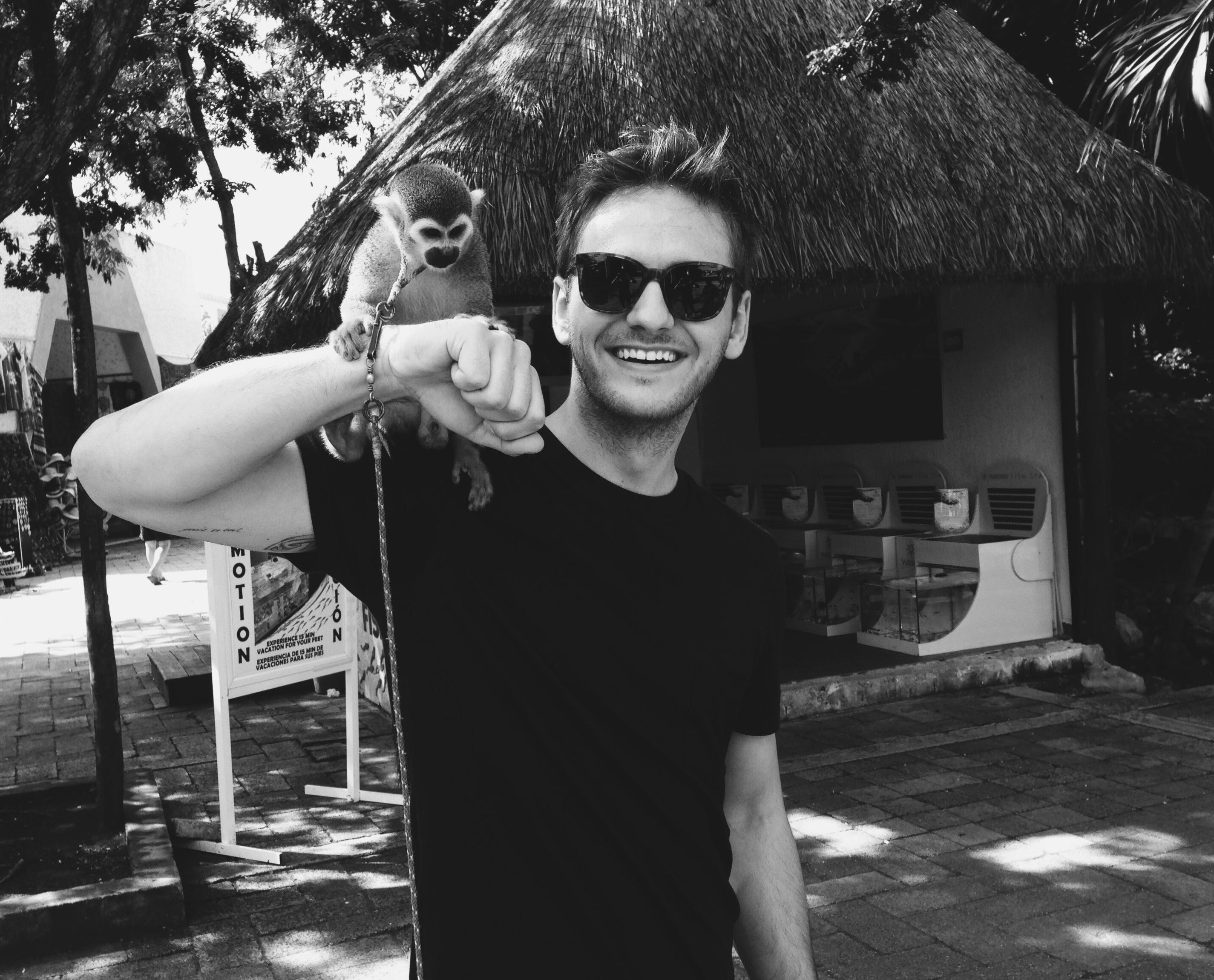 actor Cory Knauf large photo