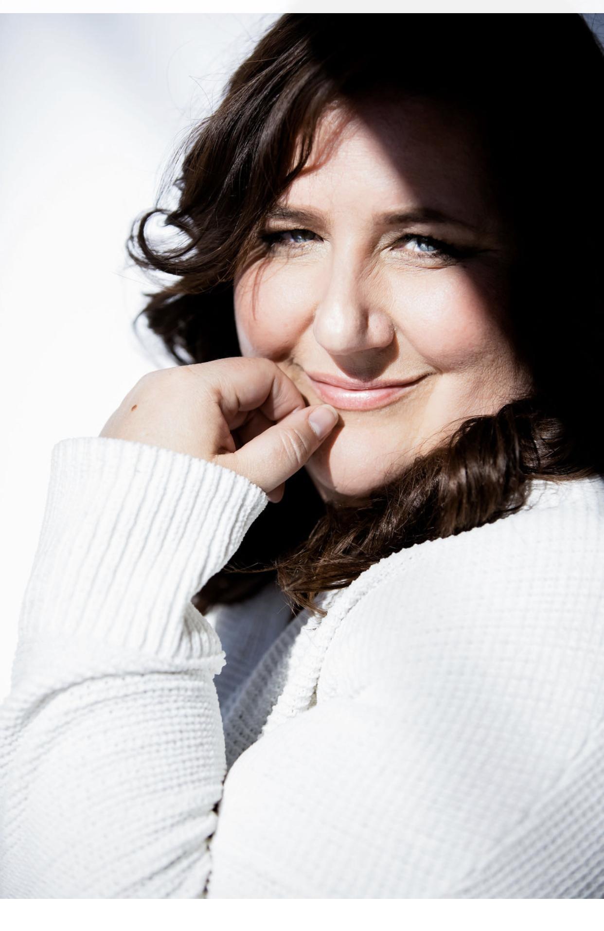 actor Amanda Reed large photo