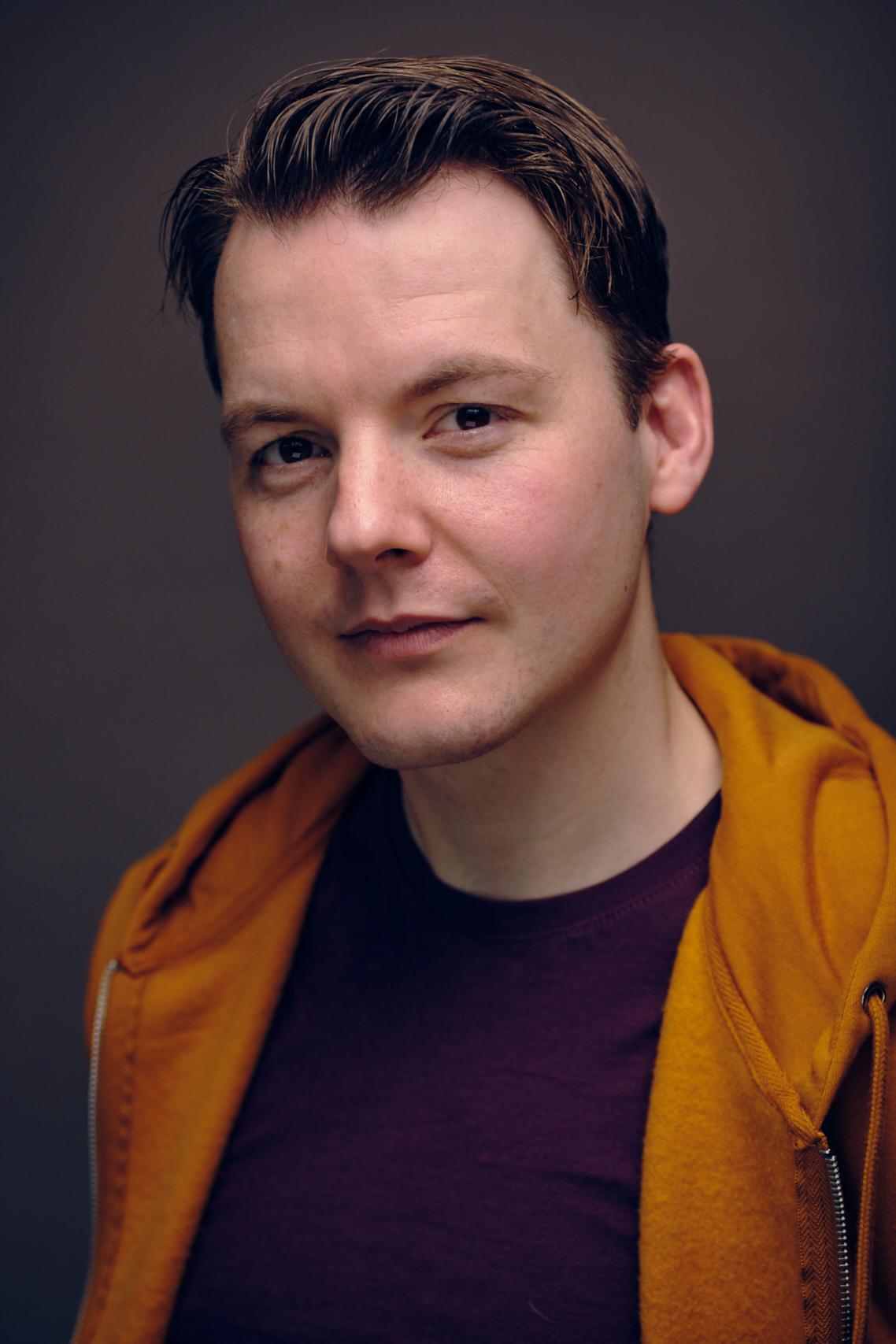 actor Owen Frost large photo