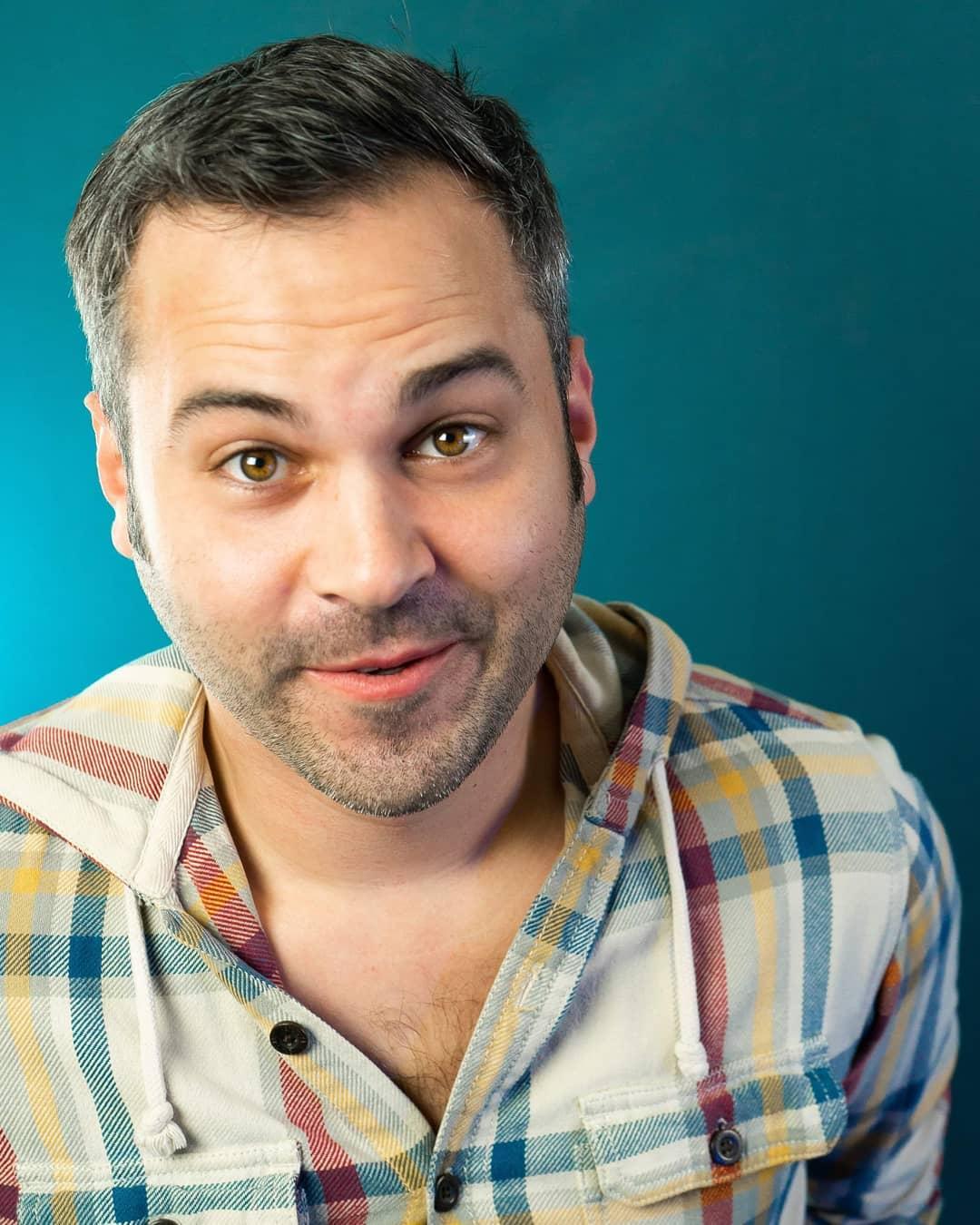 actor Mike Hilinski large photo