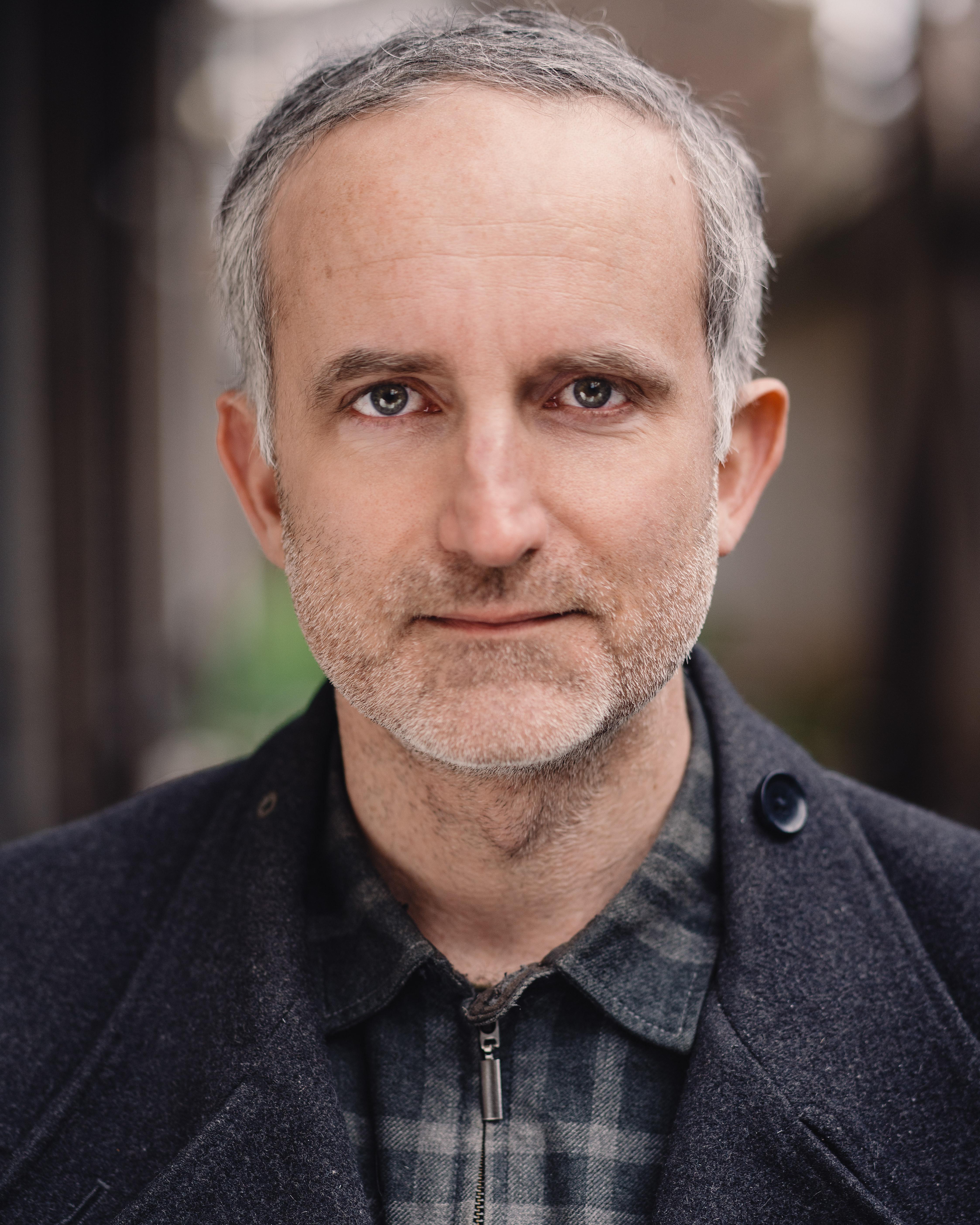 actor Mark Oosterveen large photo