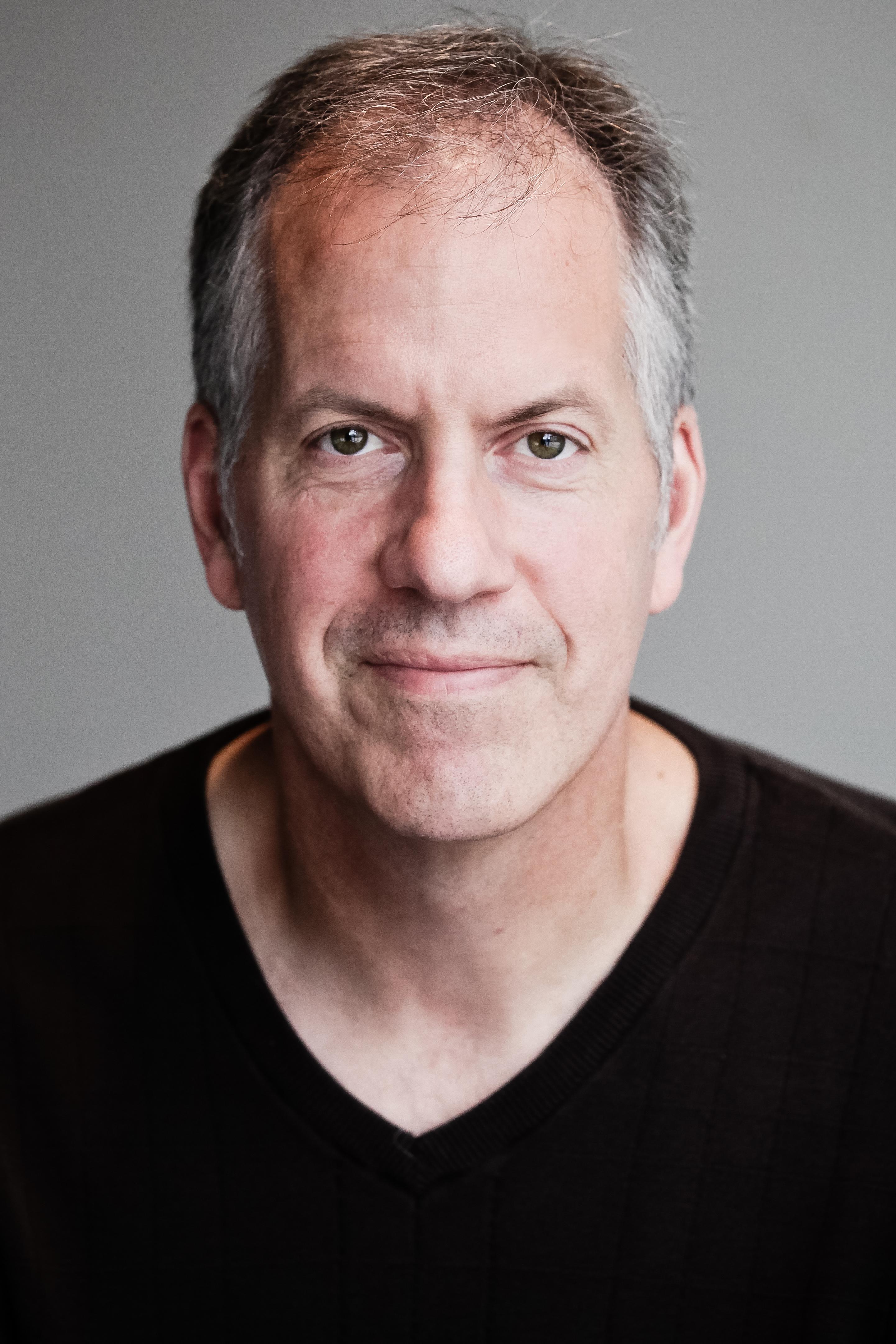 actor Dave Juehring large photo