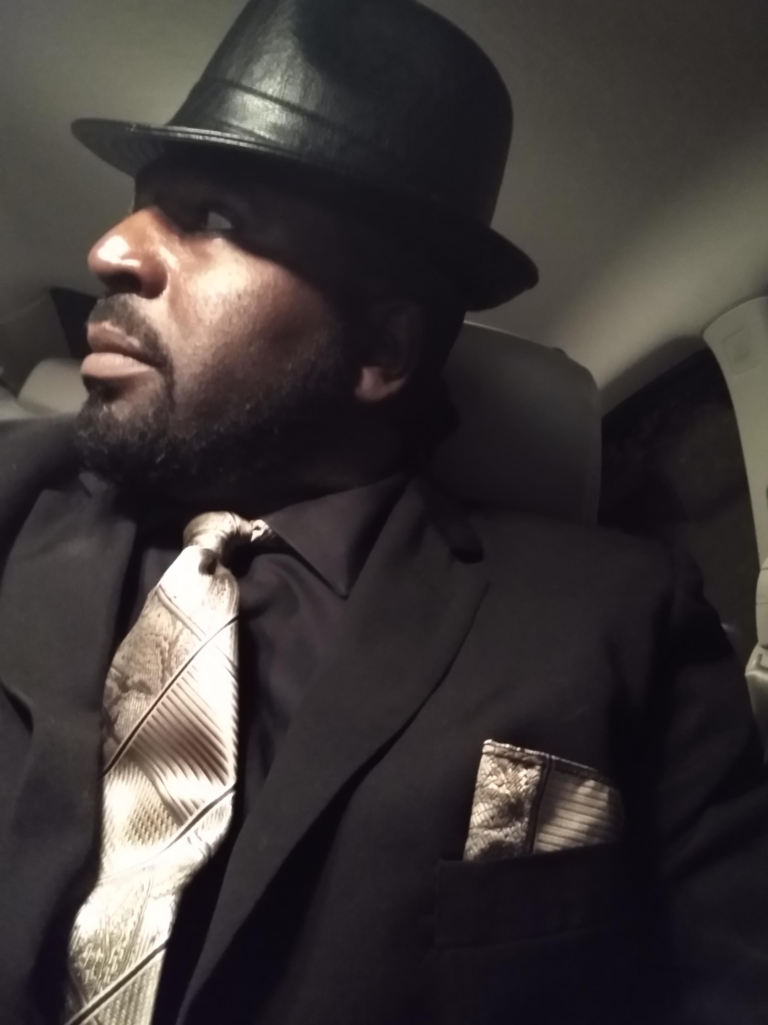 actor Benjamin Lewis large photo