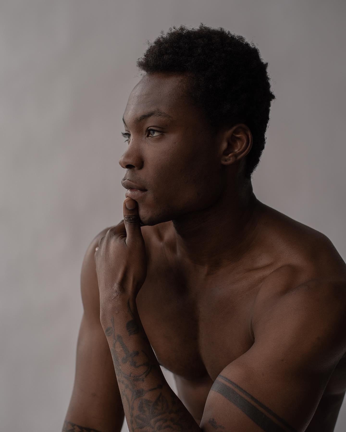 actor Derrick Mintah large photo