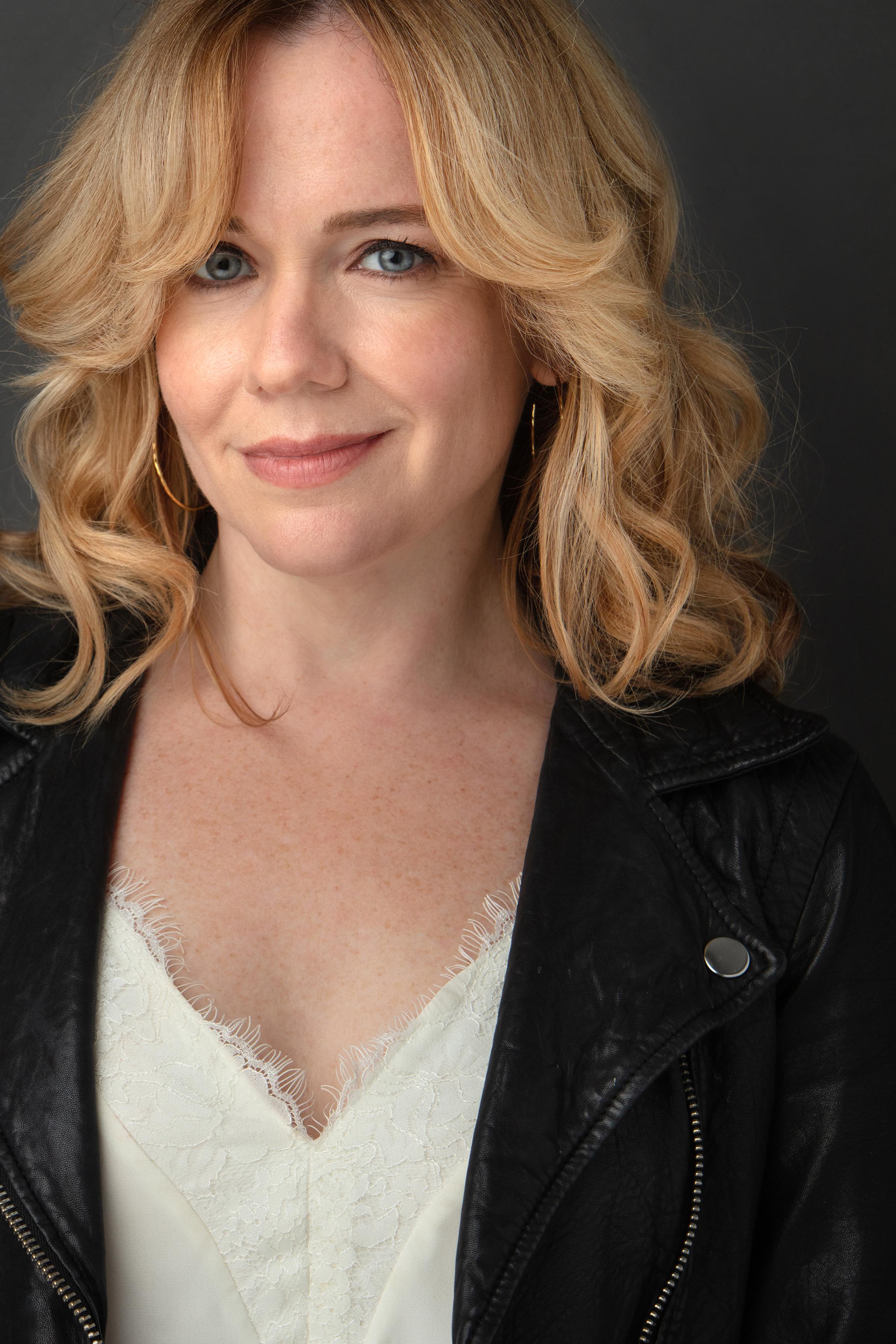 actor Jessica Goldapple large photo