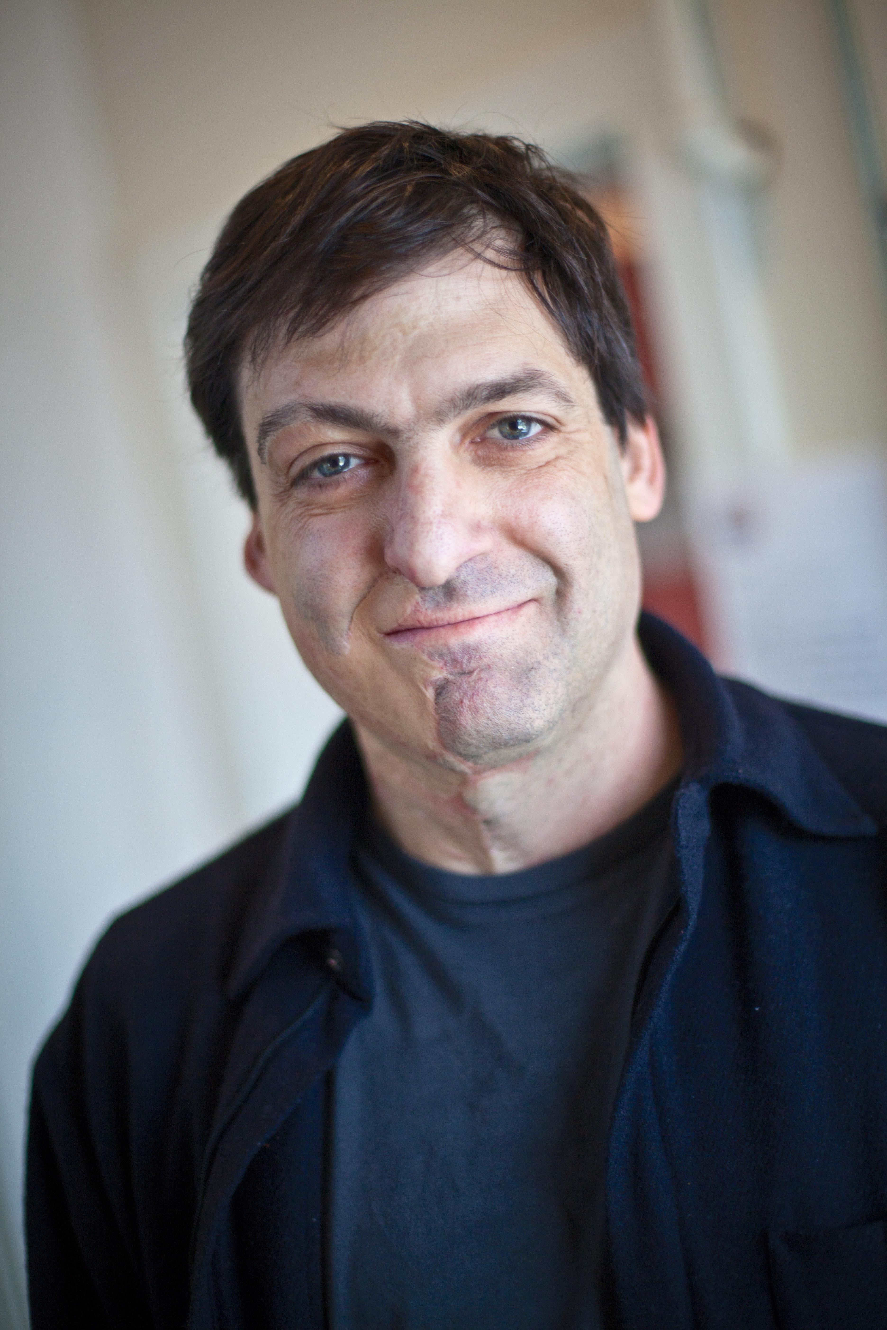 actor Dan Ariely large photo
