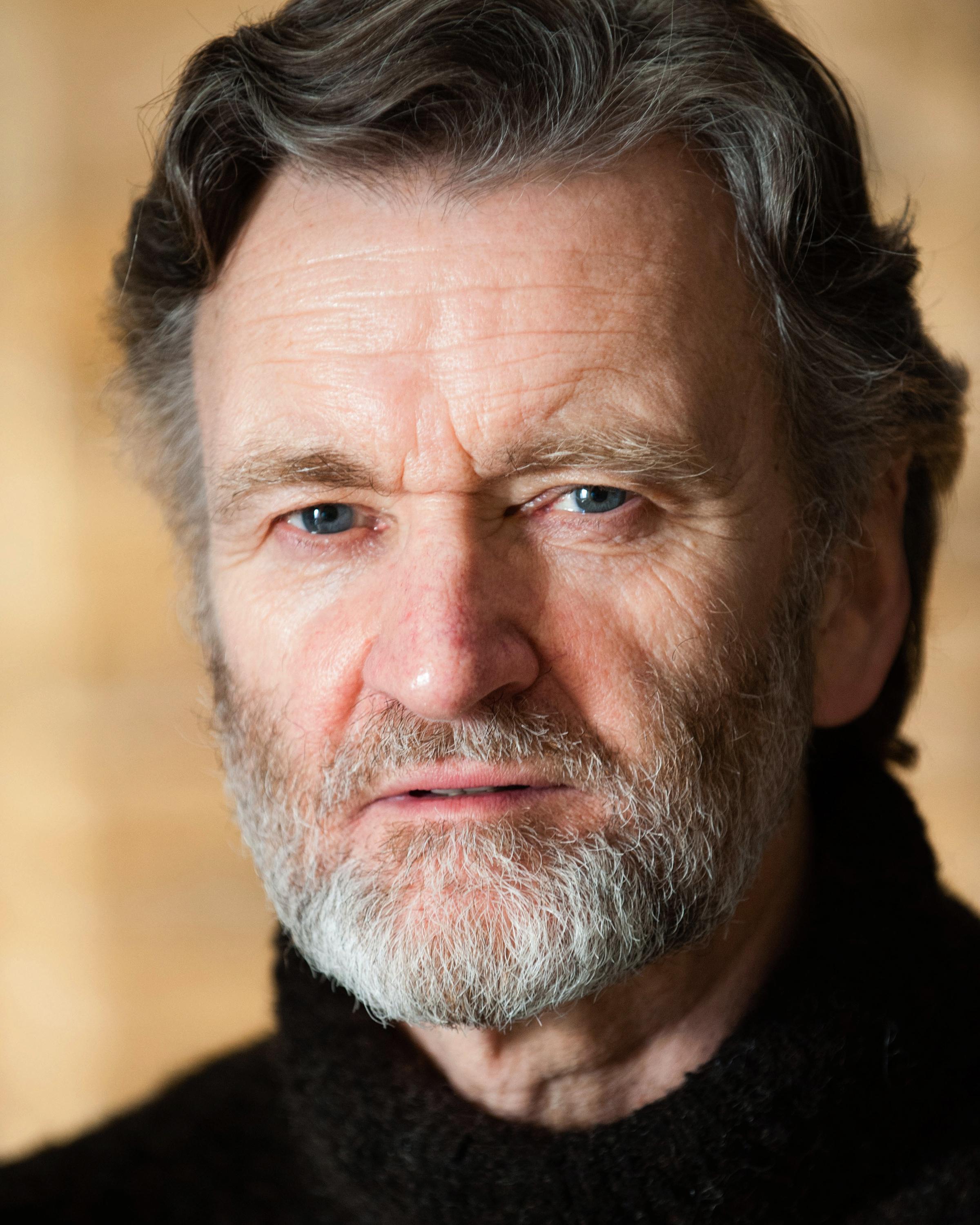 actor Neil McCaul large photo