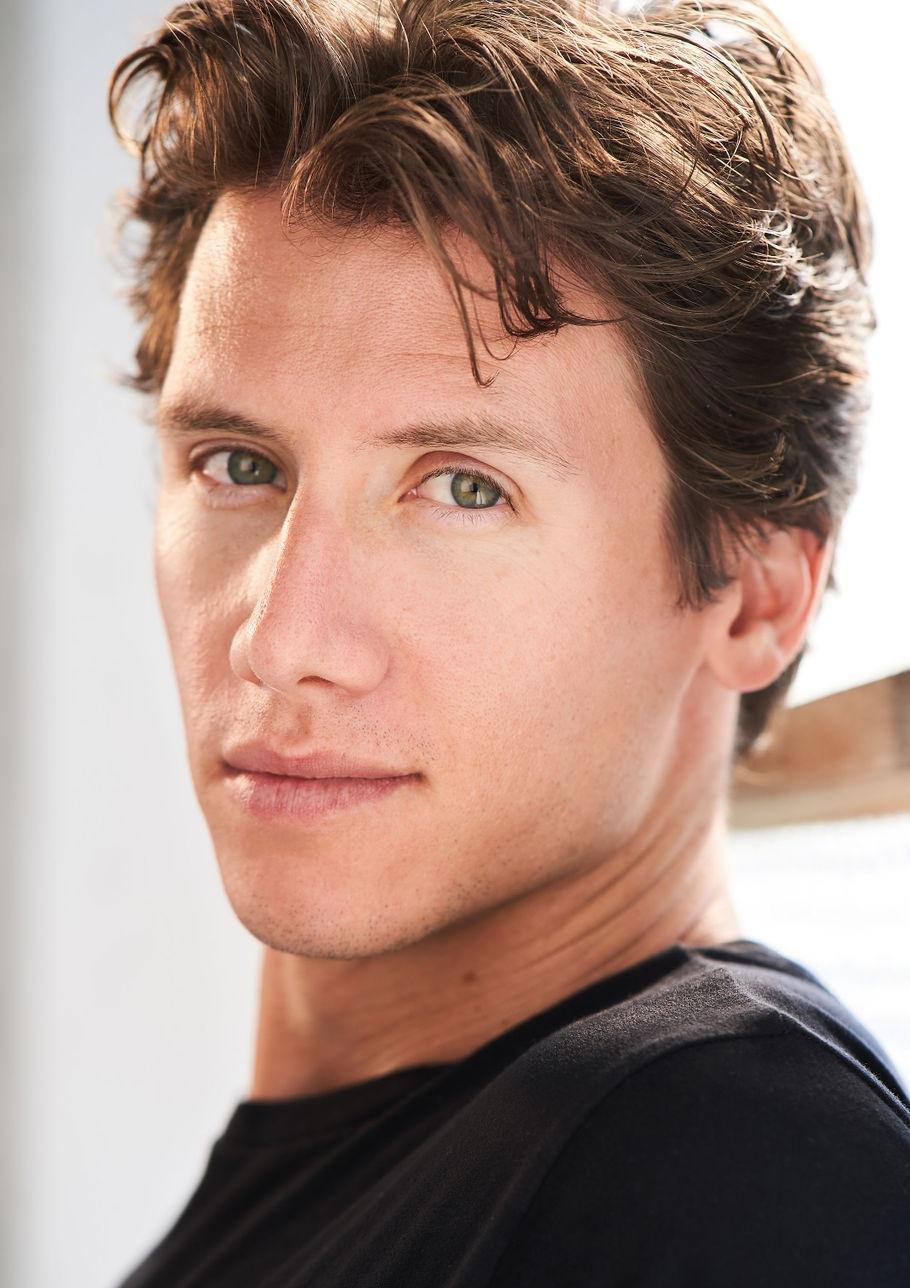 actor Garrett Louis large photo