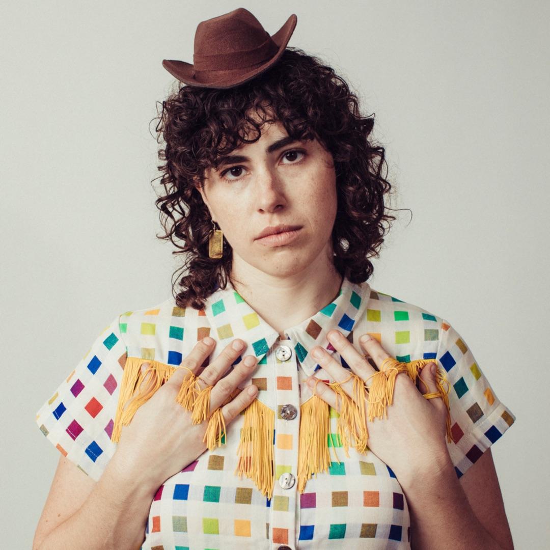 actor Cara Connors large photo