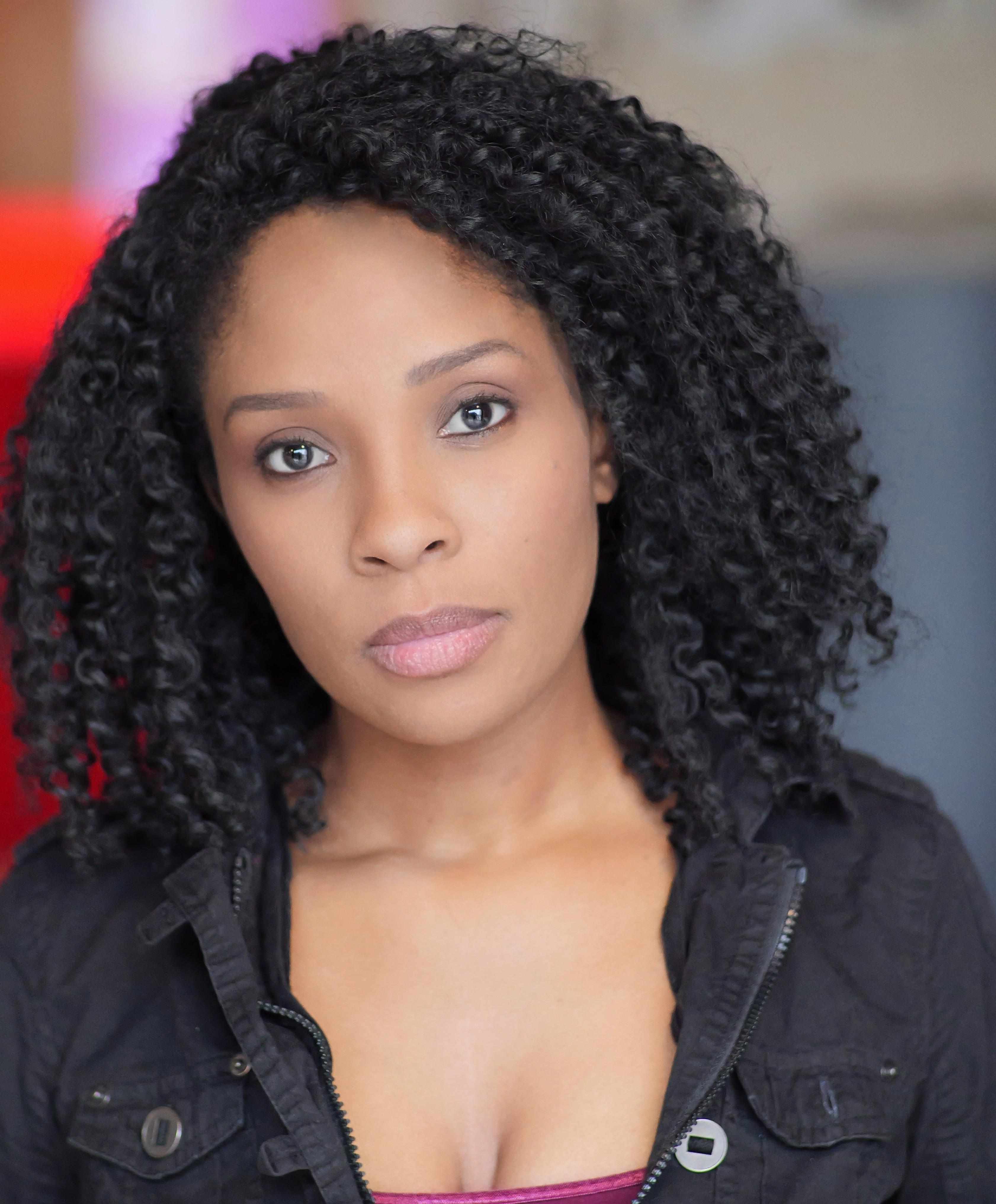 actor Grae Marino large photo