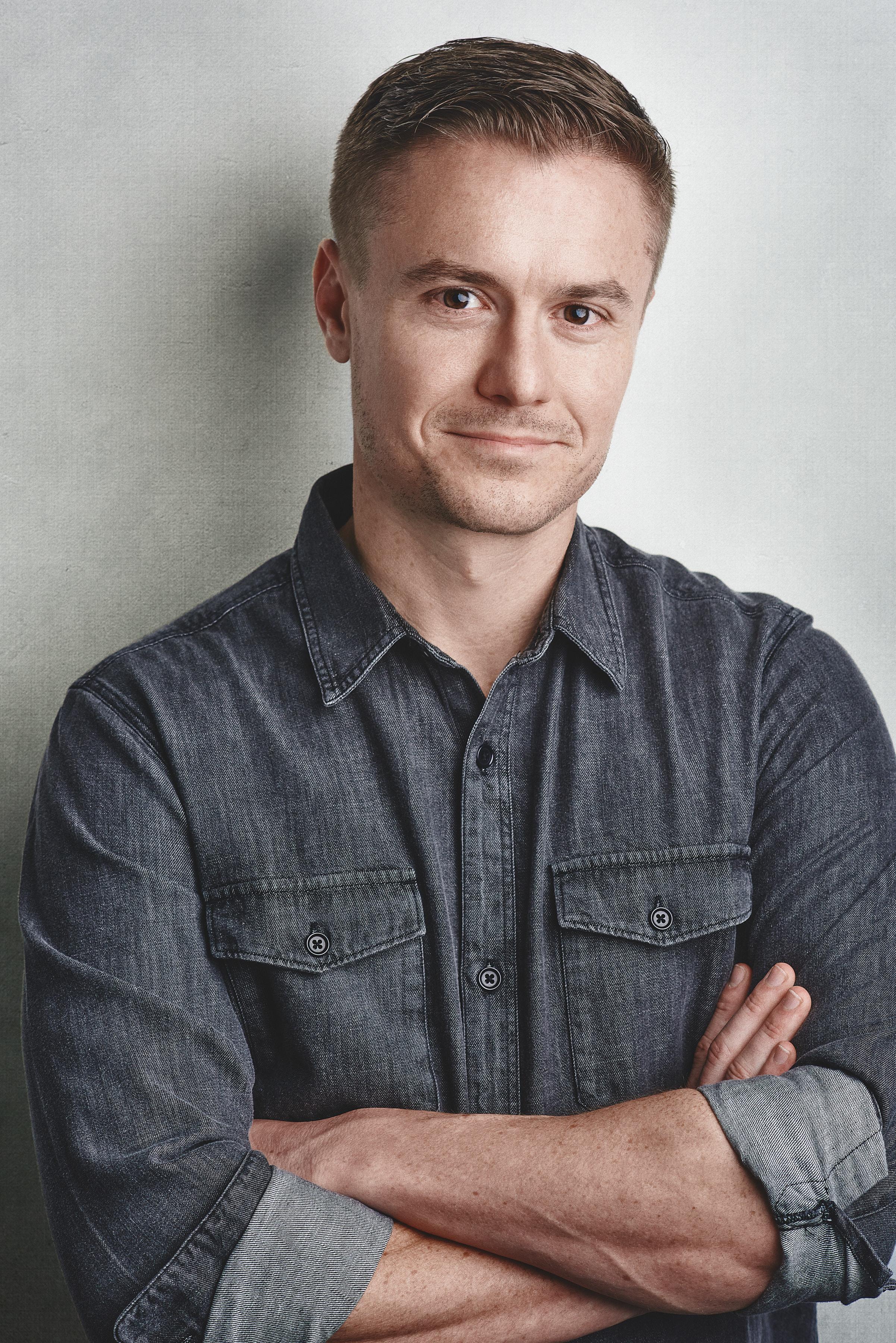 actor Ben Coleman large photo