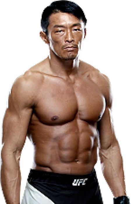 actor Yoshihiro Akiyama large photo