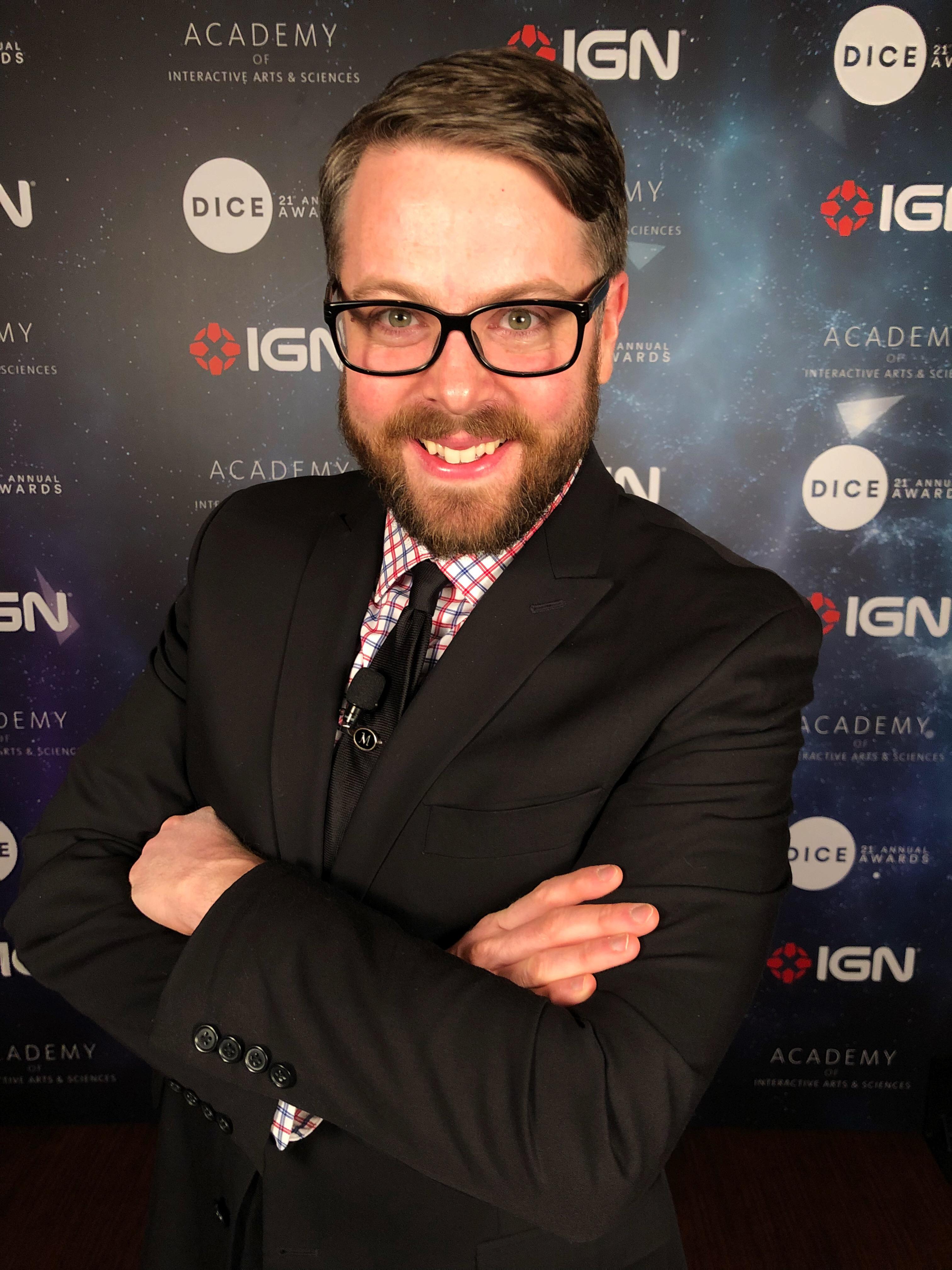 actor Greg Miller large photo