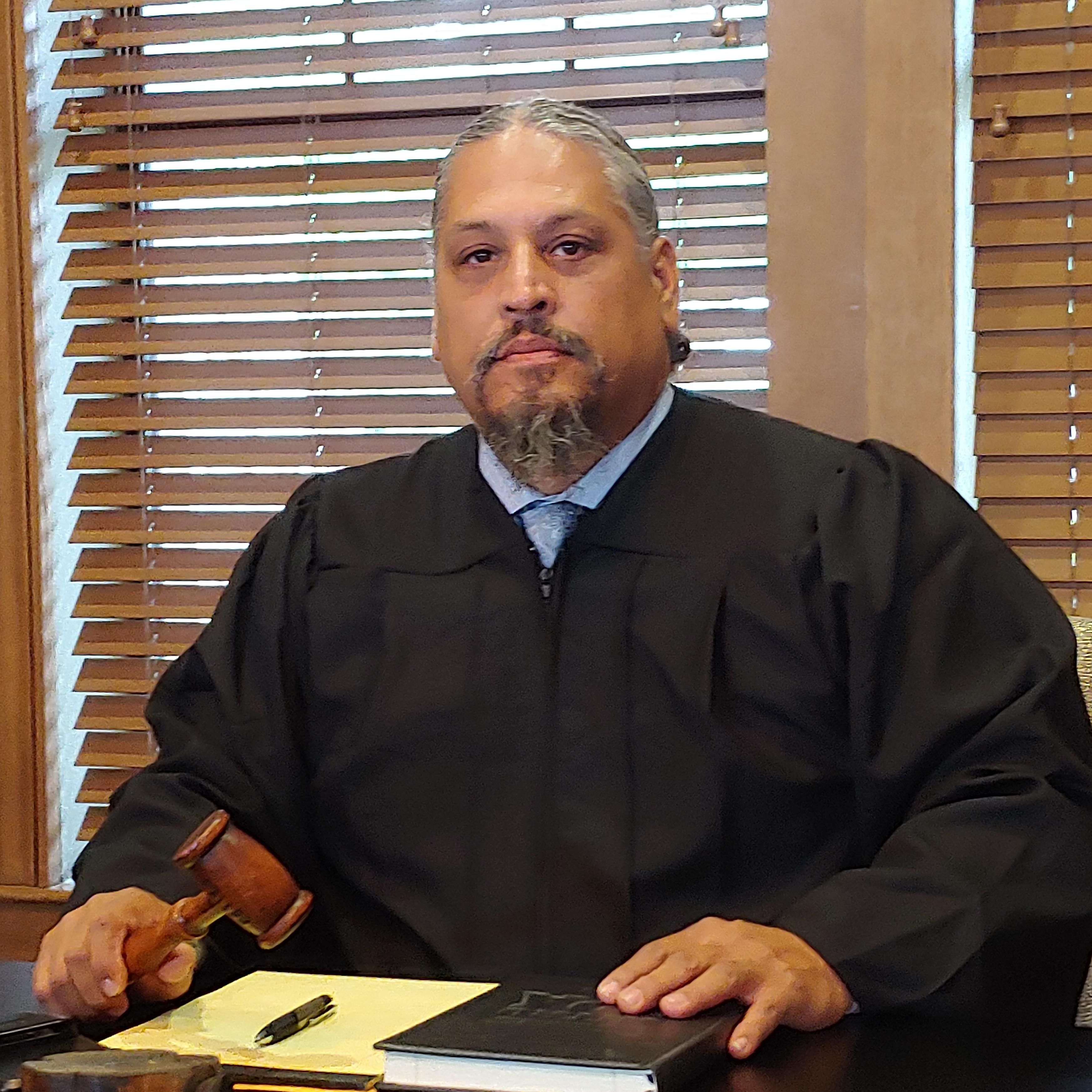 actor Robert P. Avila large photo