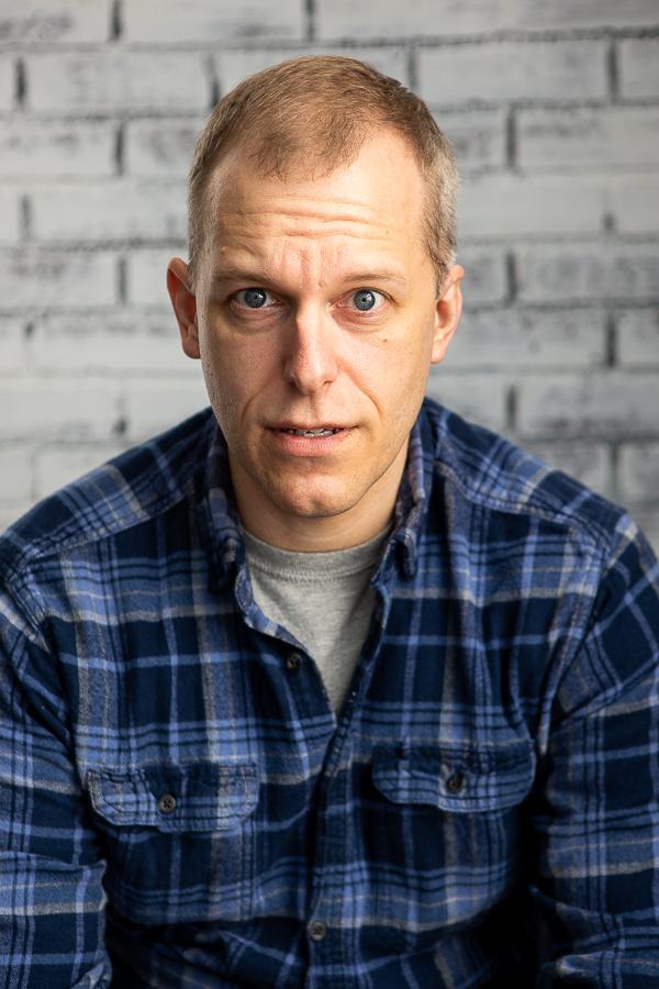 actor Mike Roche large photo