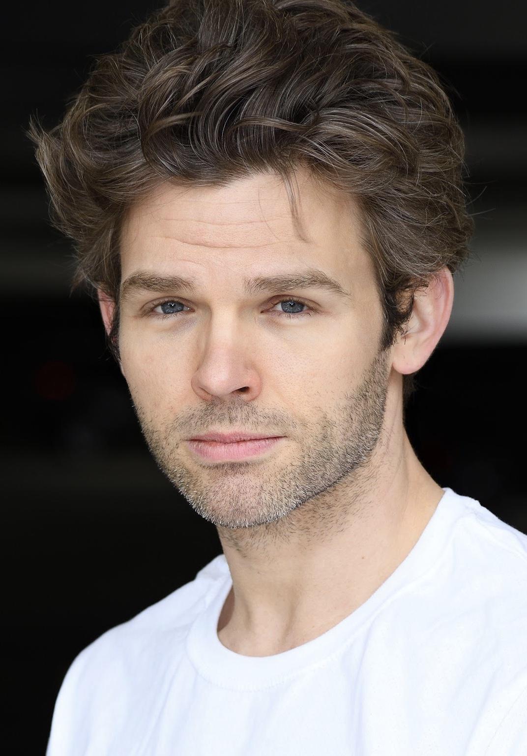 actor Justin Clark large photo