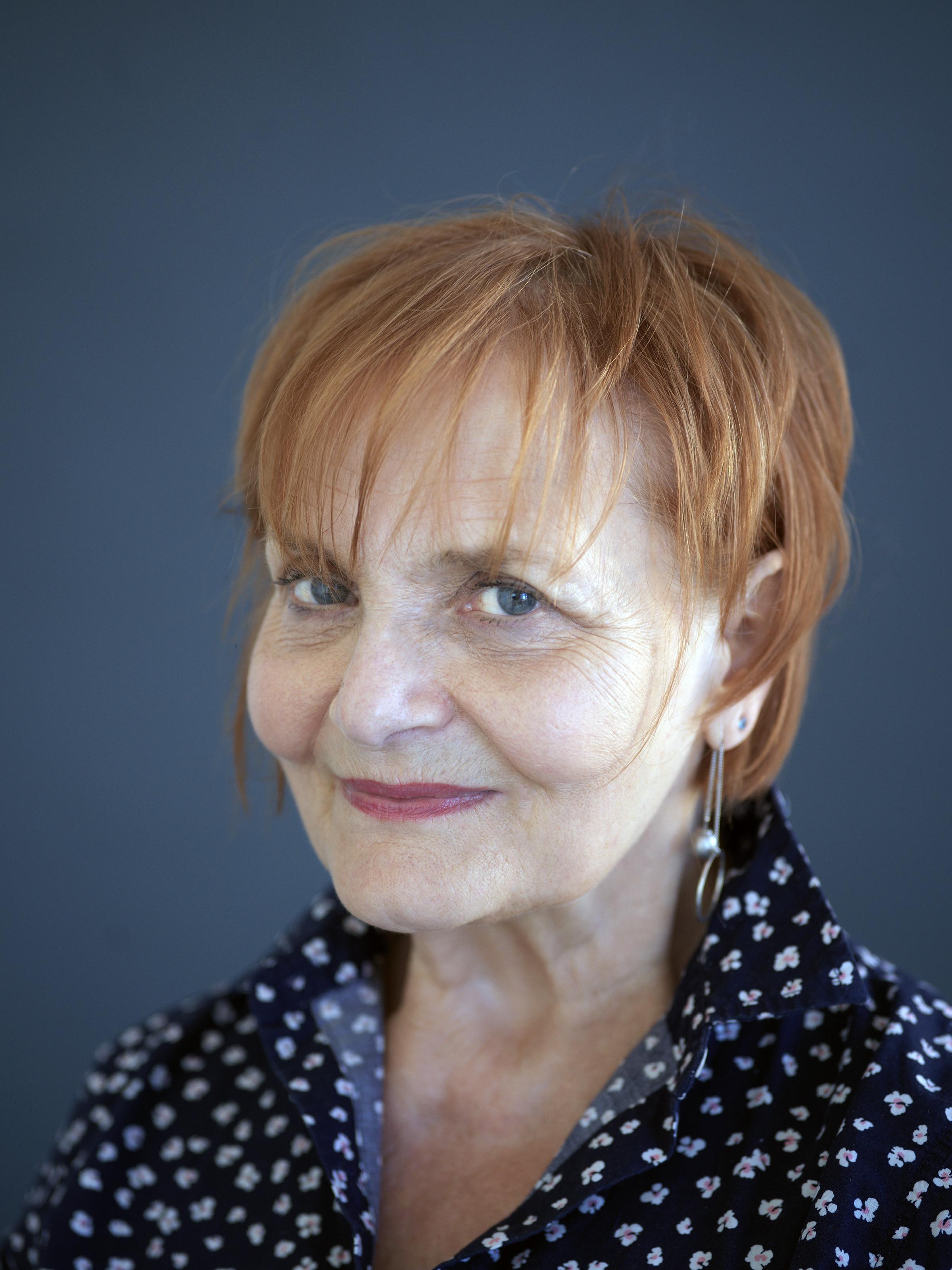 actor Alison Peebles large photo