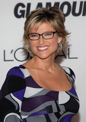 actor Ashleigh Banfield large photo