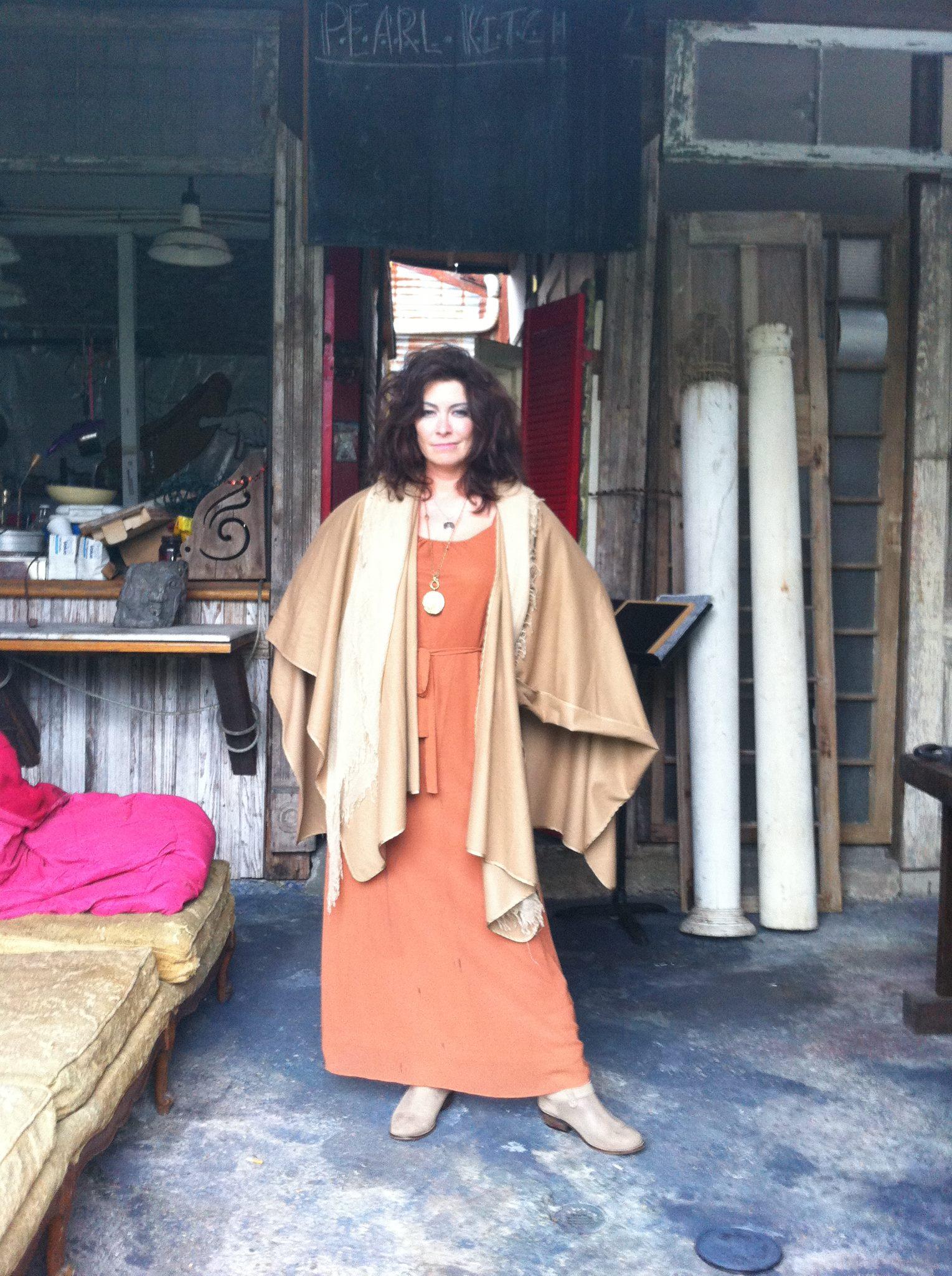 actor Cat Tomeny large photo