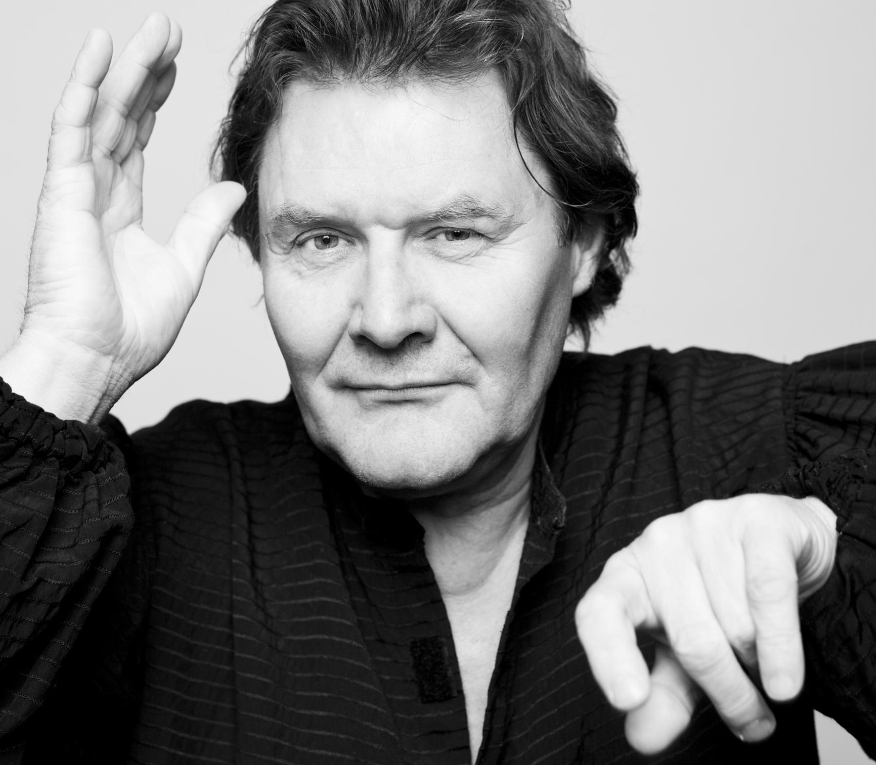 actor Johan Rabaeus large photo