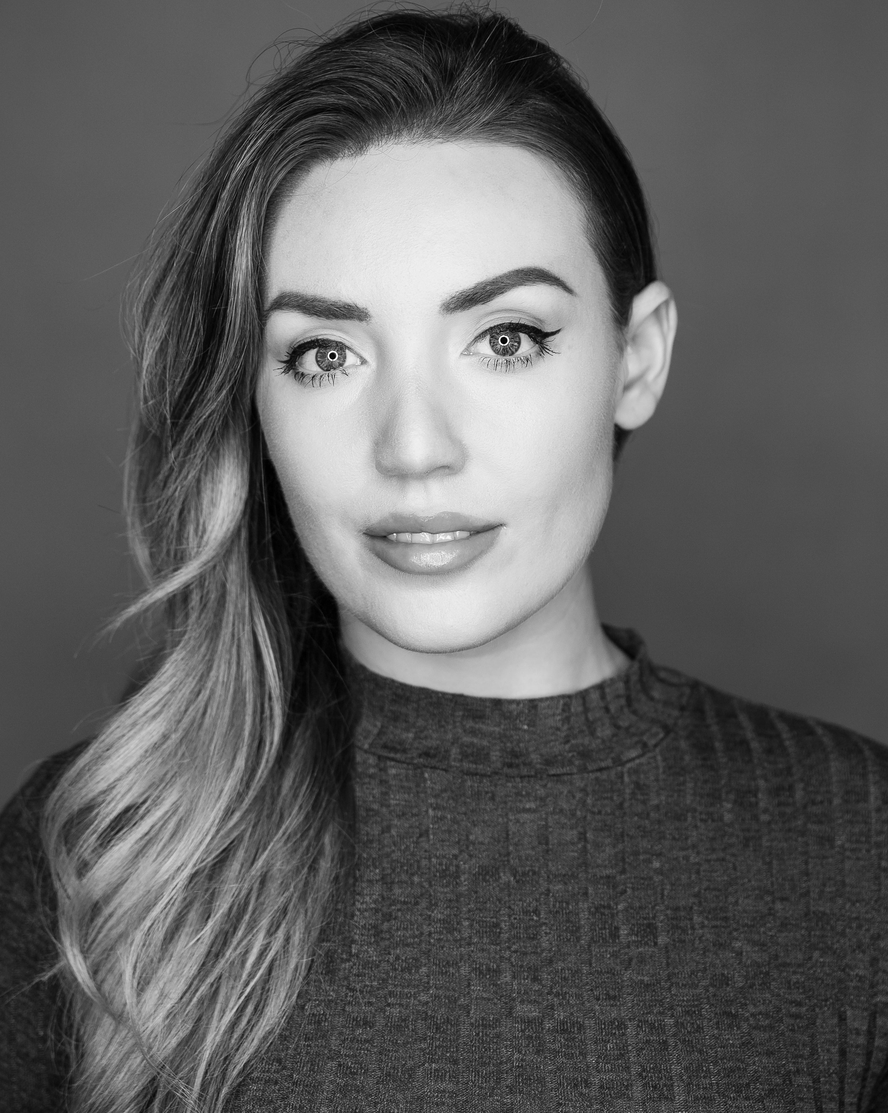 actor Lisa Haskins large photo