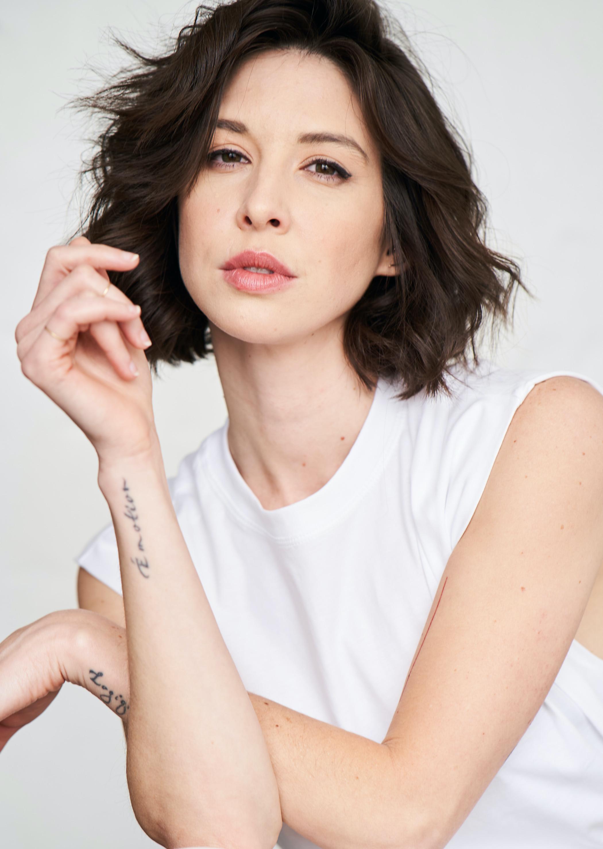 actor Cynthia Aileen Strahan large photo