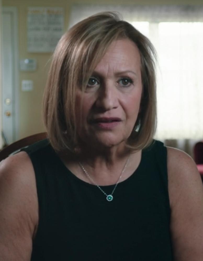 actor Ellen Cervone large photo