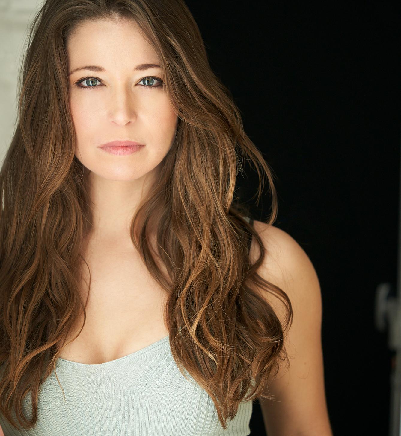 actor Lexie Galante large photo