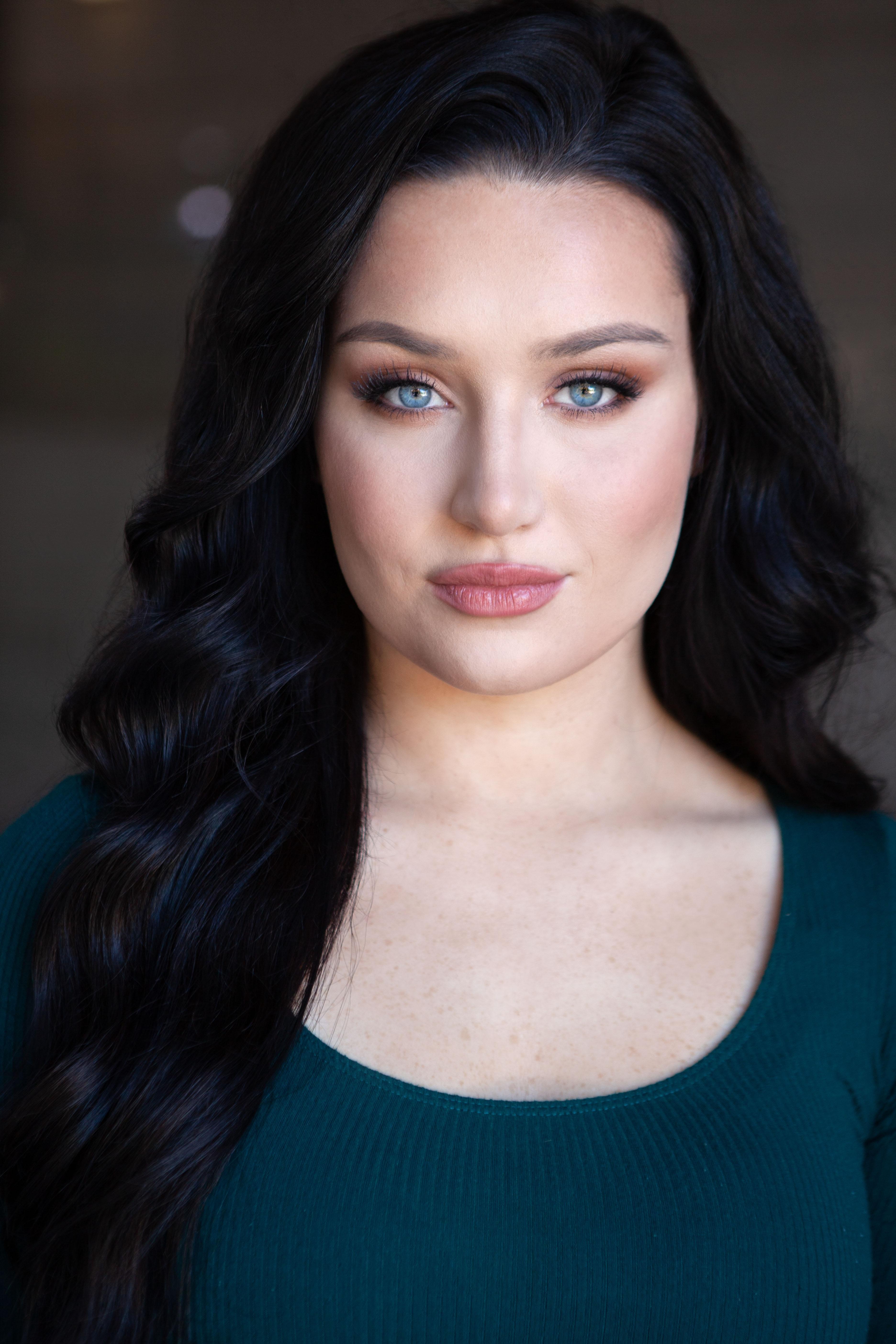 actor Jennifer Meakin large photo