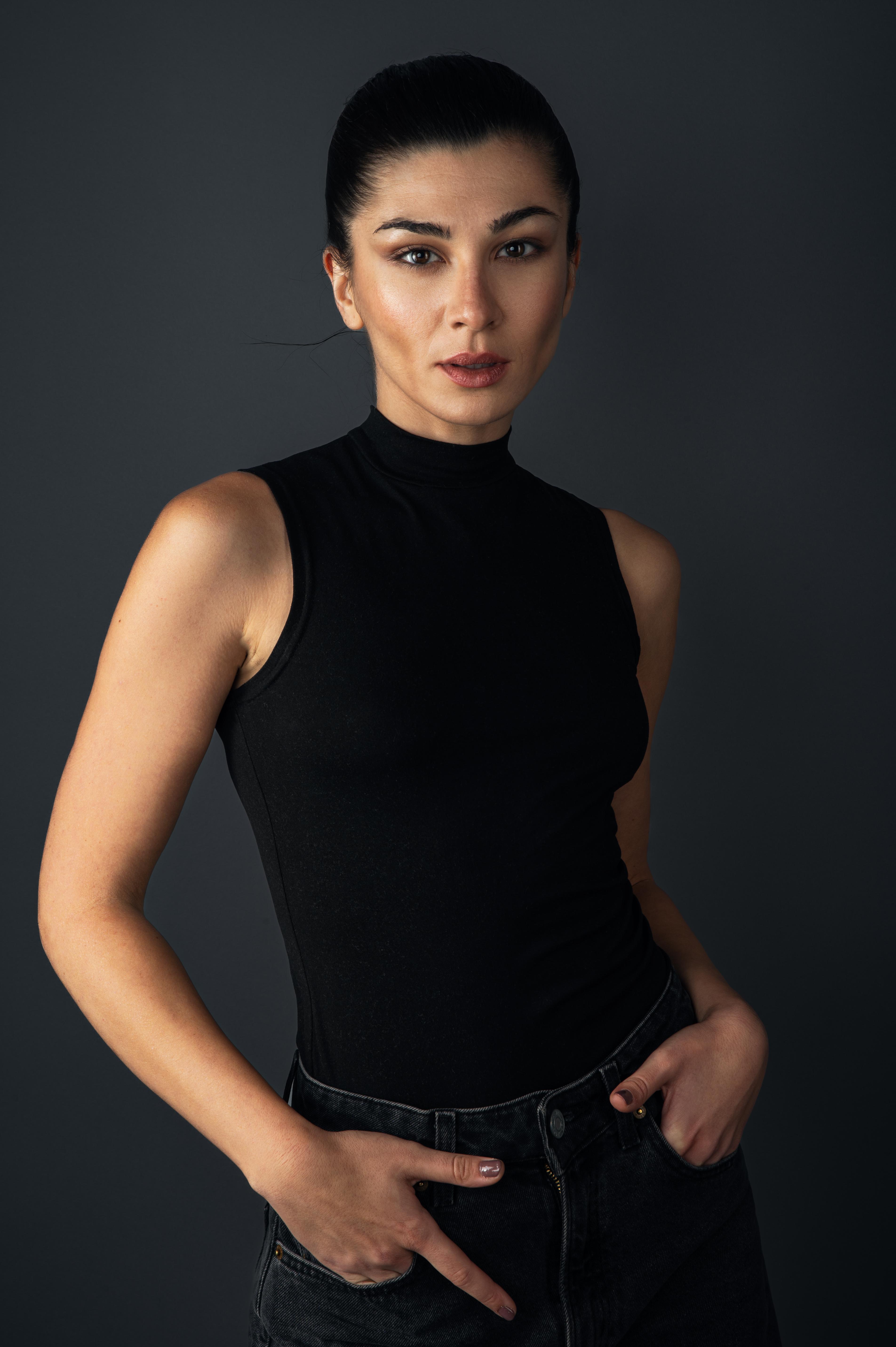 actor Jelena Moore large photo