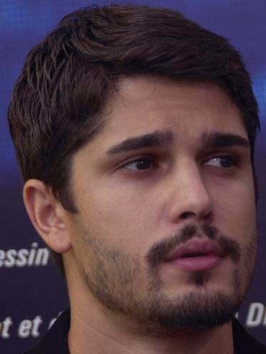 actor Luk Piyes large photo