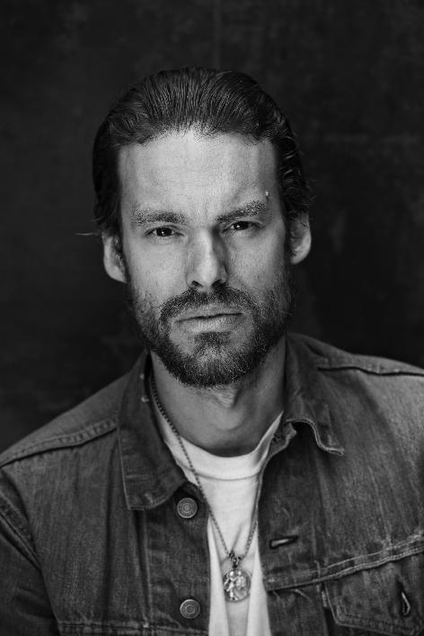 actor Todd Blubaugh large photo