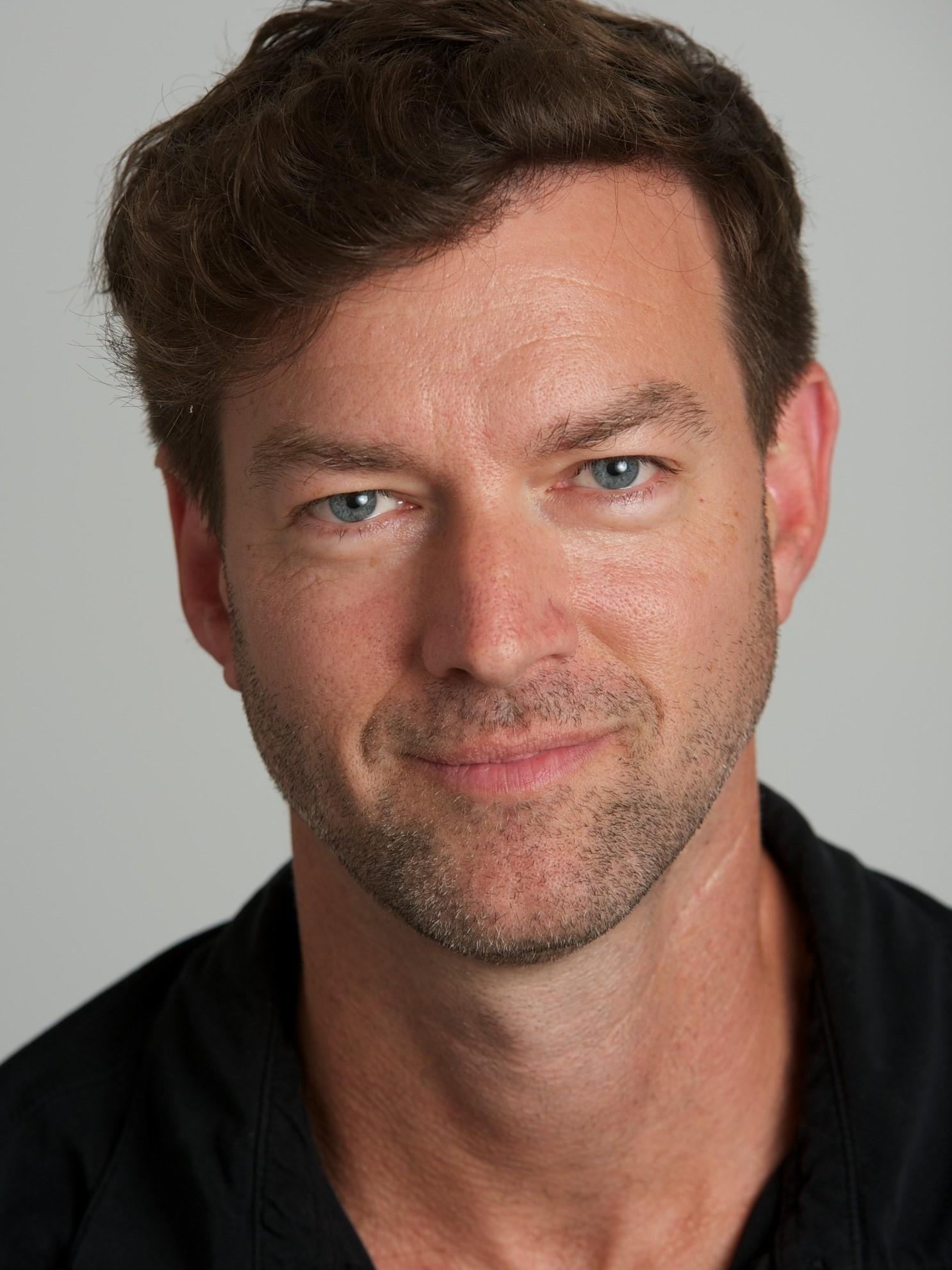 actor Peter Christian Hansen large photo