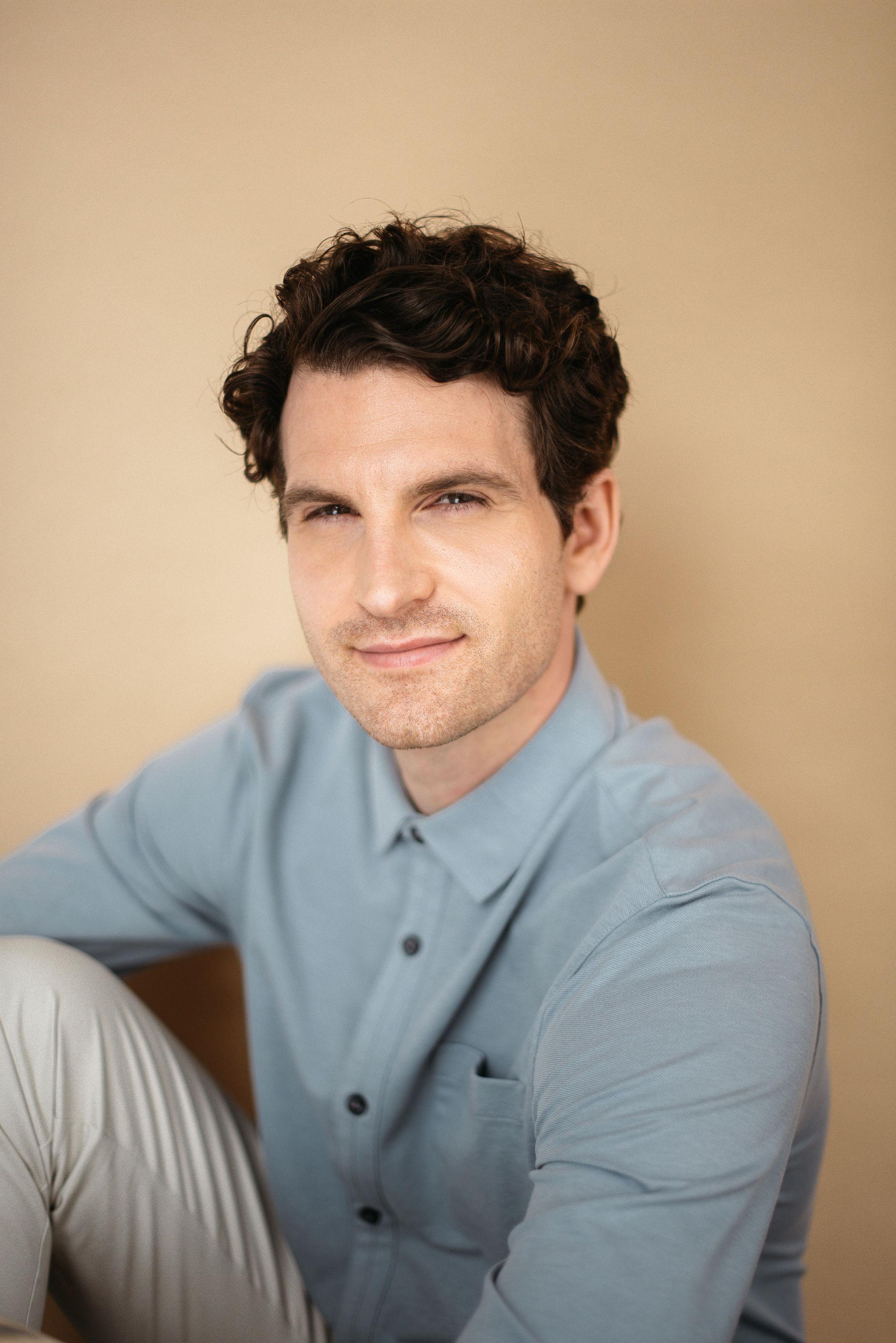 actor James Kot large photo