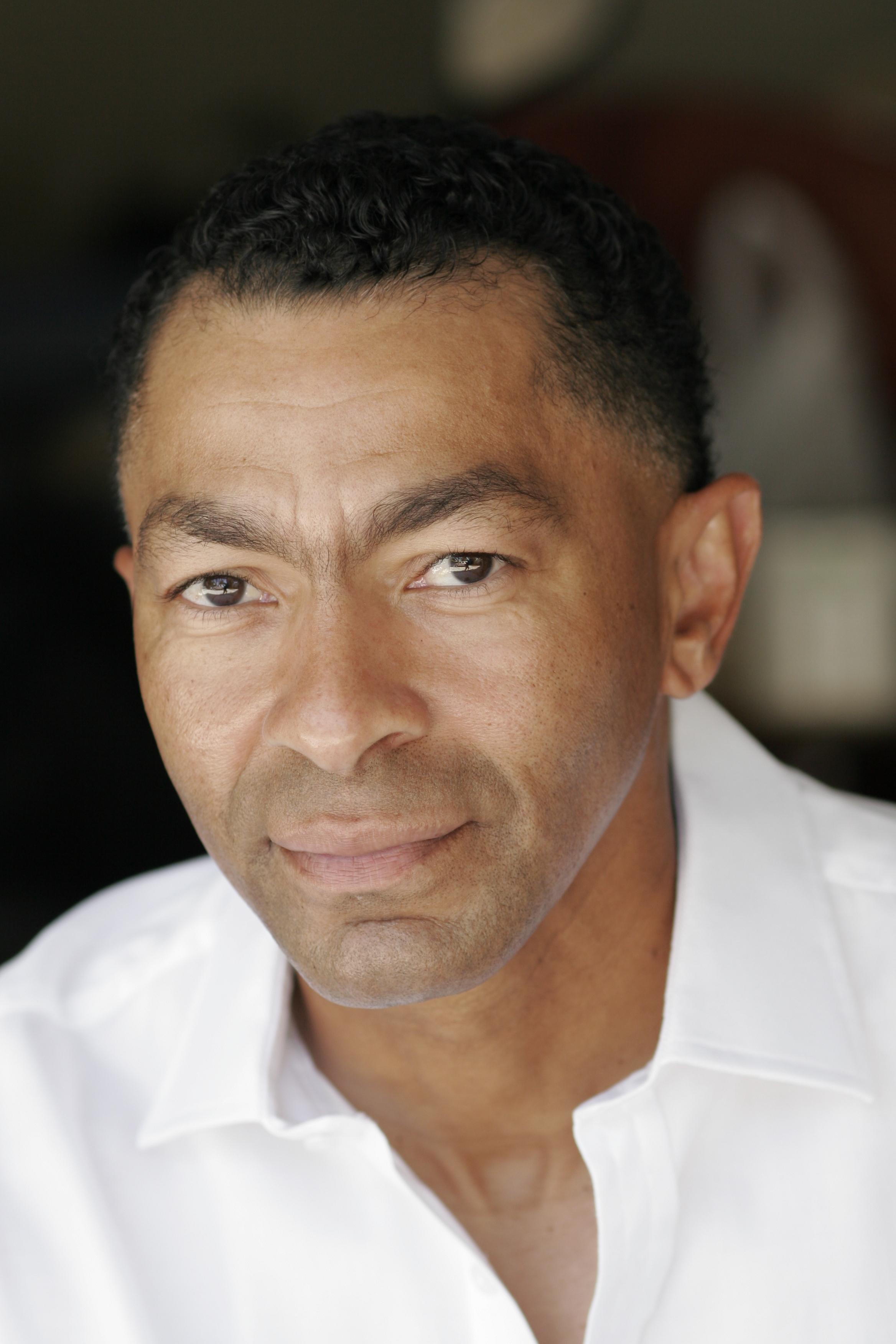 actor Darrell Foster large photo