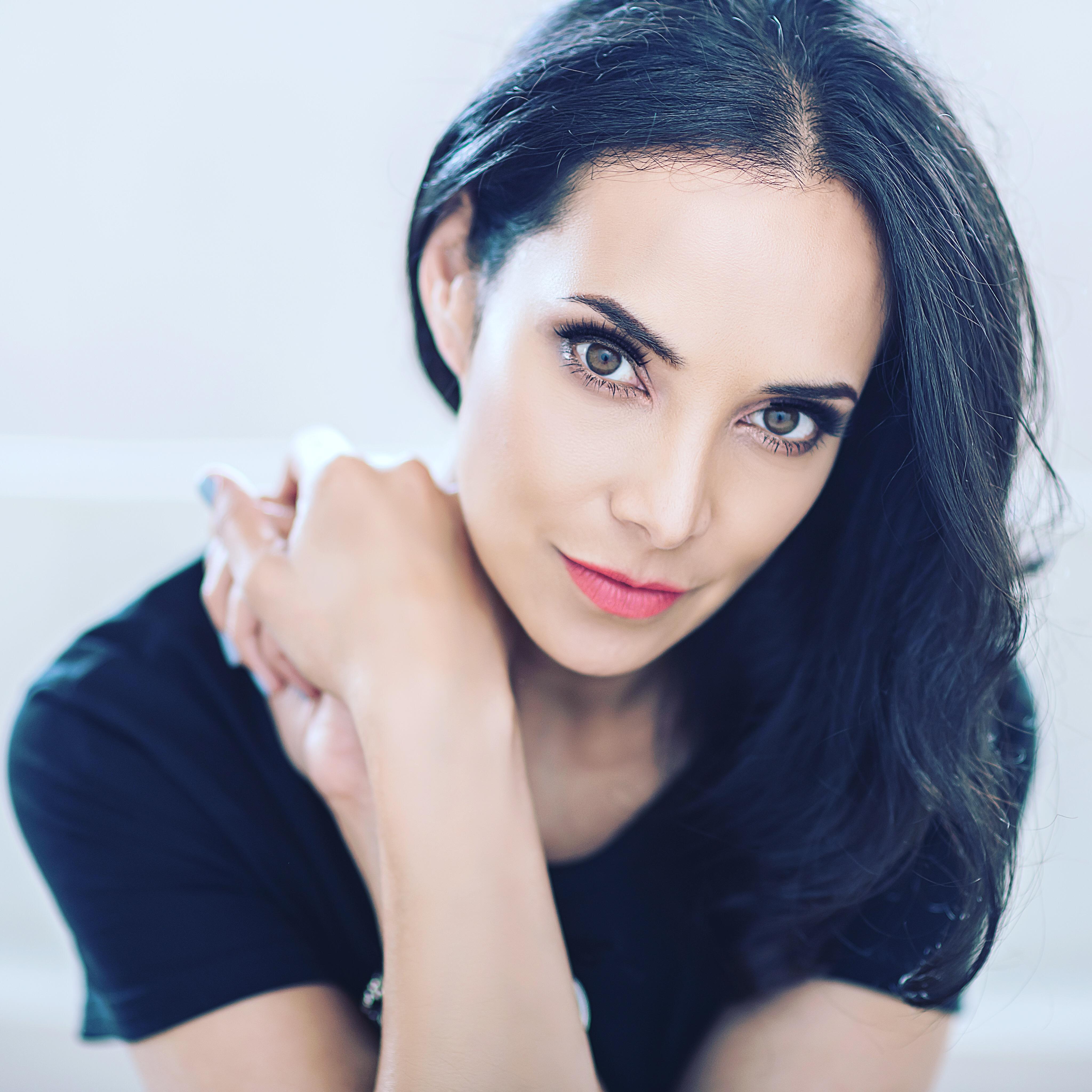 actor Melissa Graham large photo