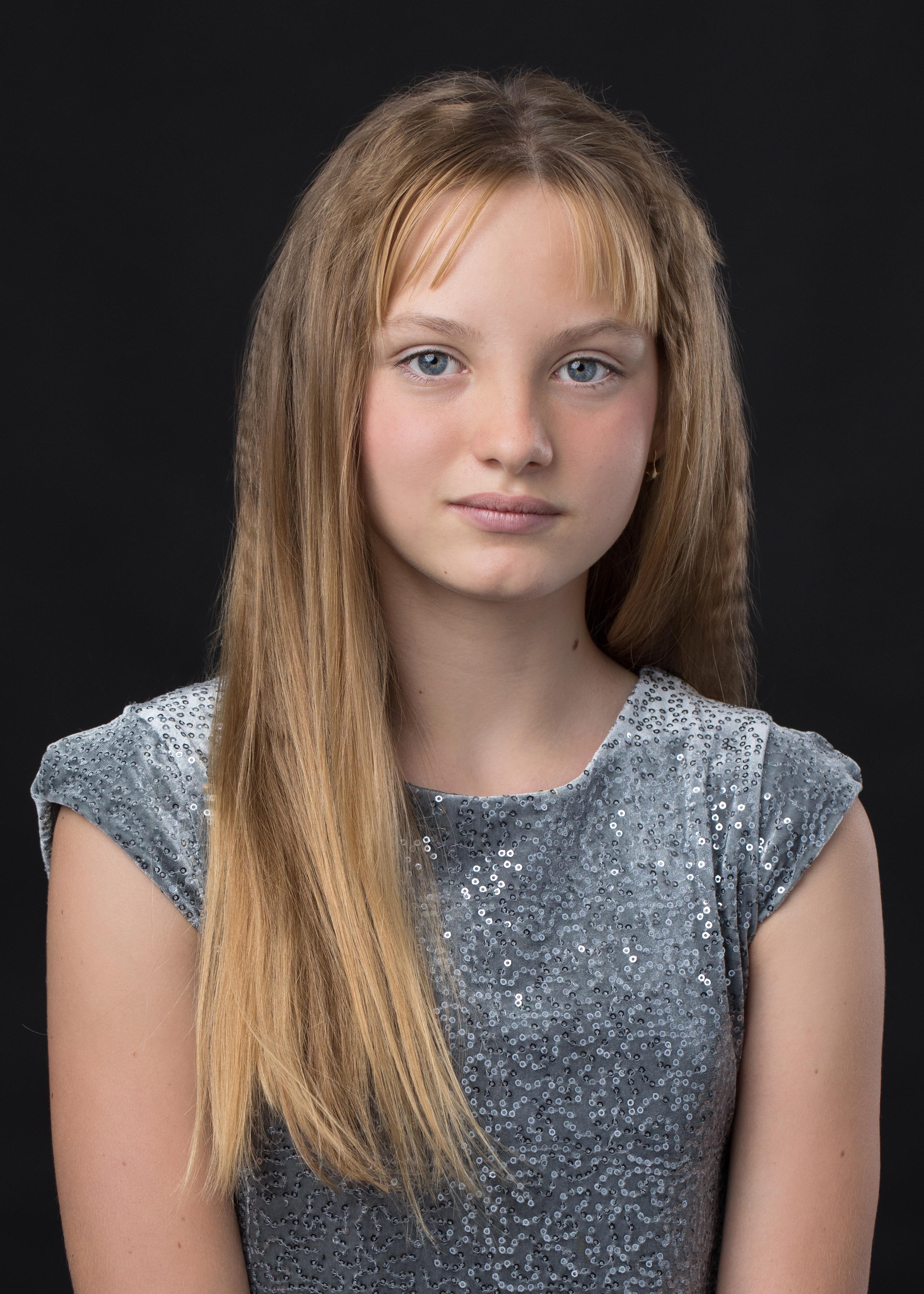 actor Lauretta Compton large photo