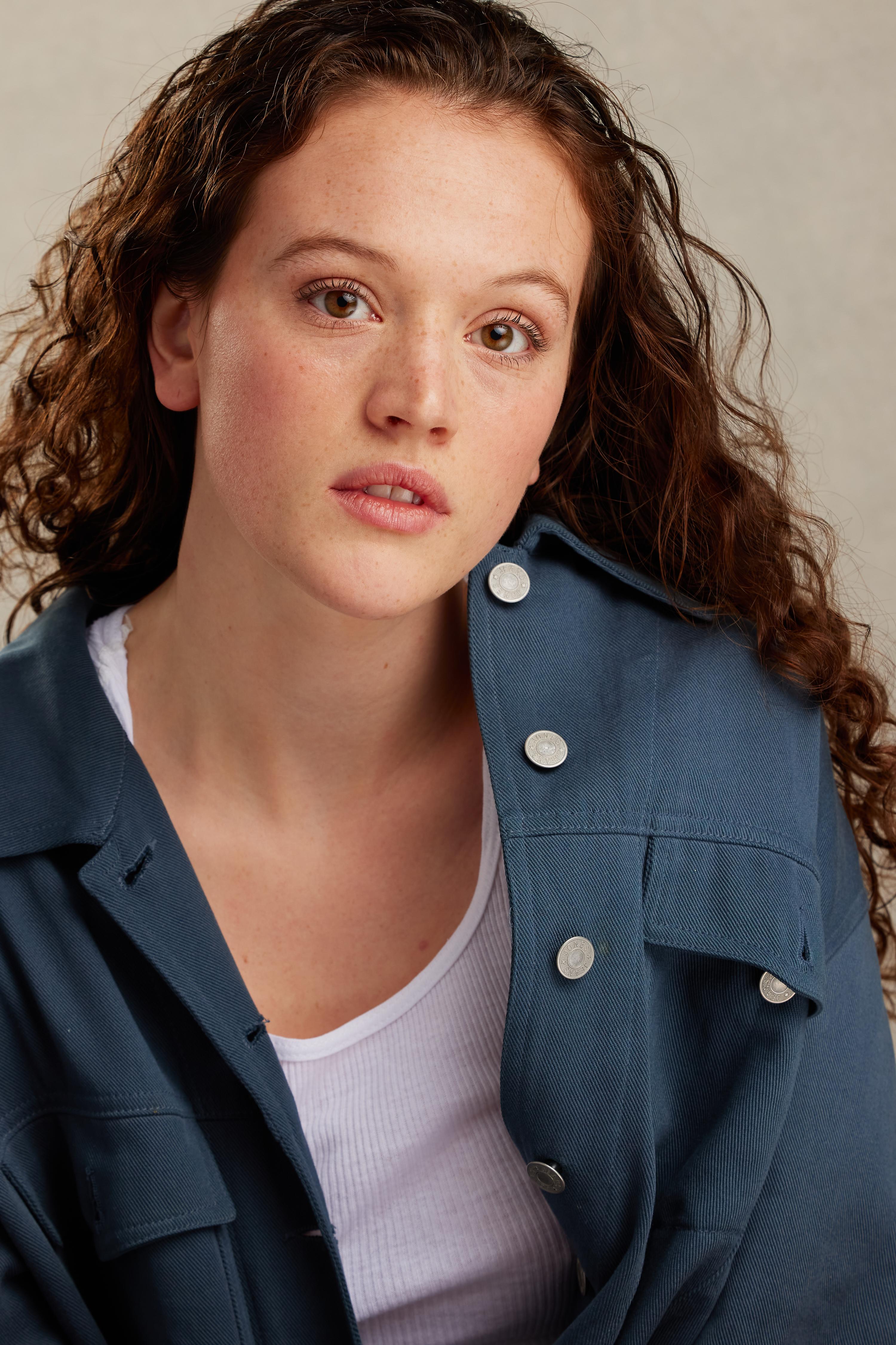 actor Delia Cunningham large photo