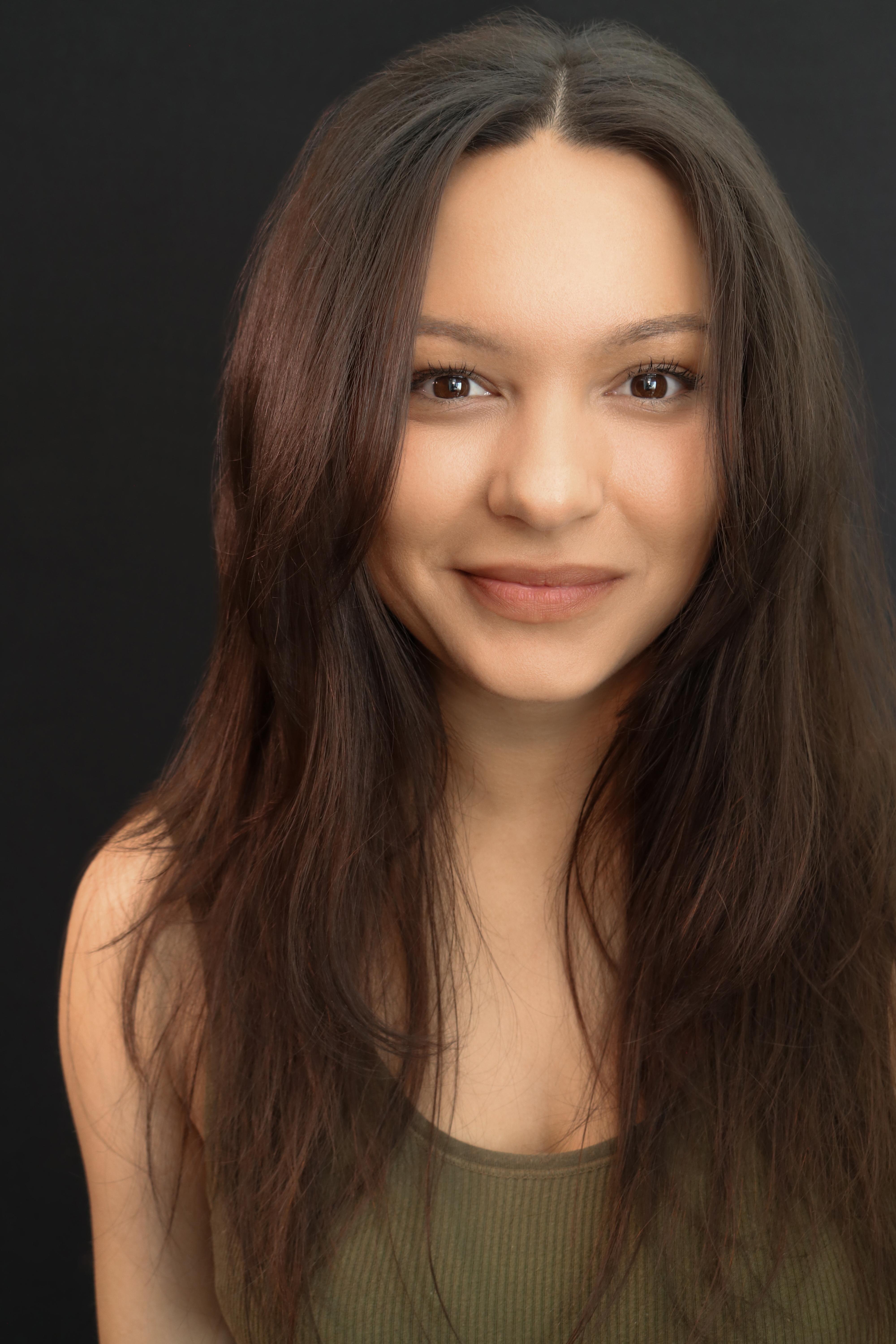 actor Miranda Nieman large photo