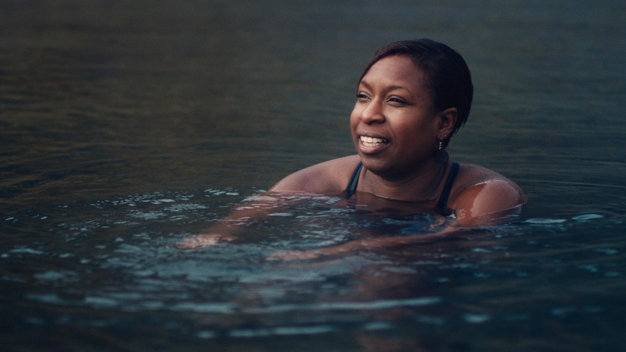 actor Alice Olivia Clarke large photo