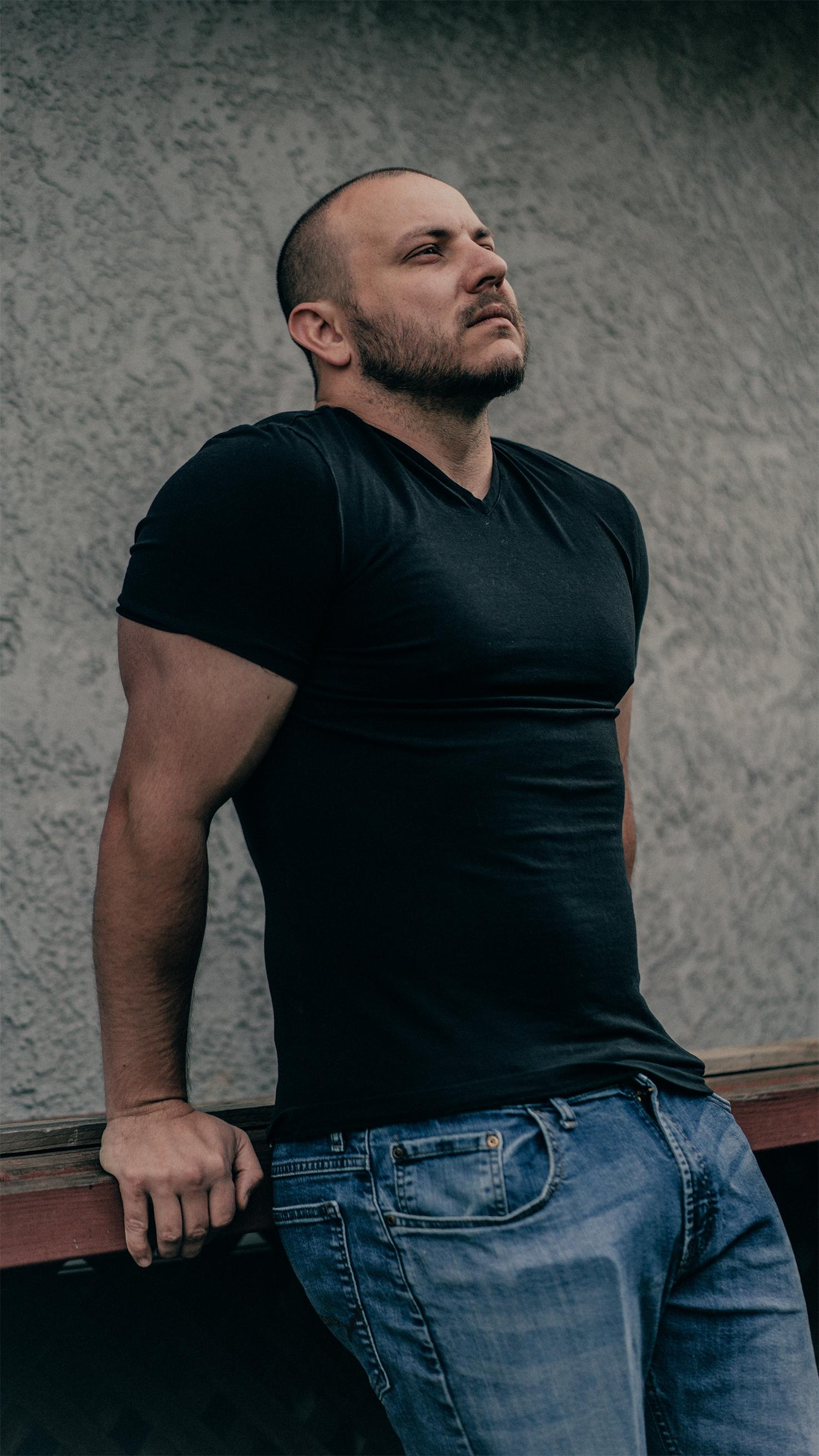 actor Raymond Vinsik Williams large photo