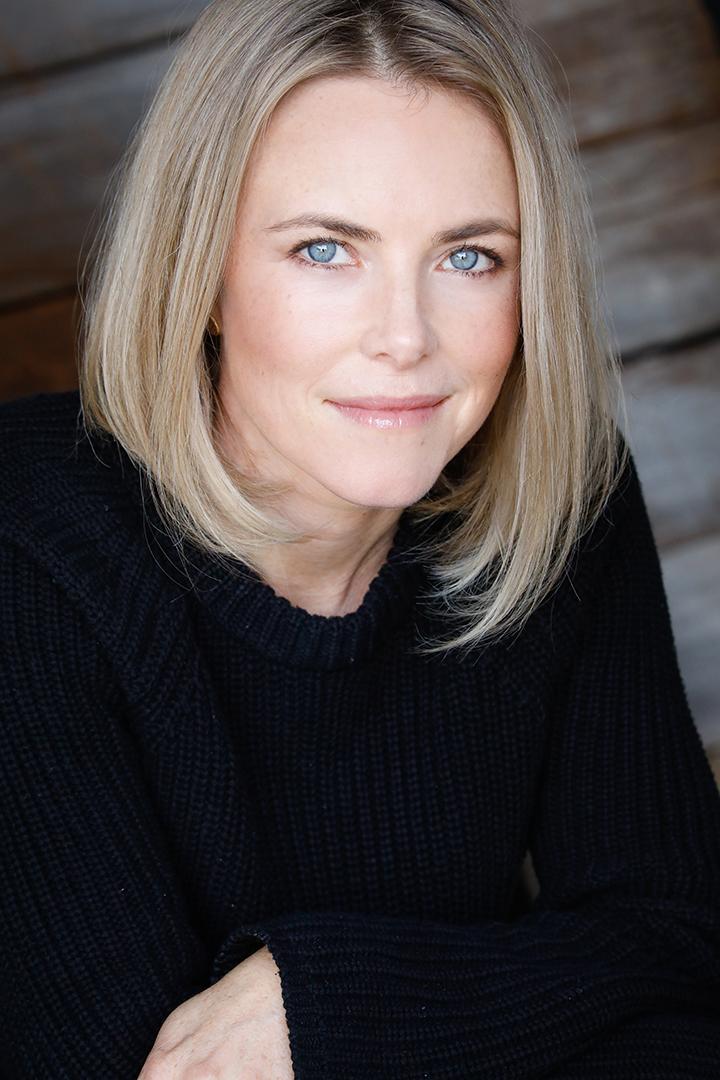 actor Rosalie Ward large photo