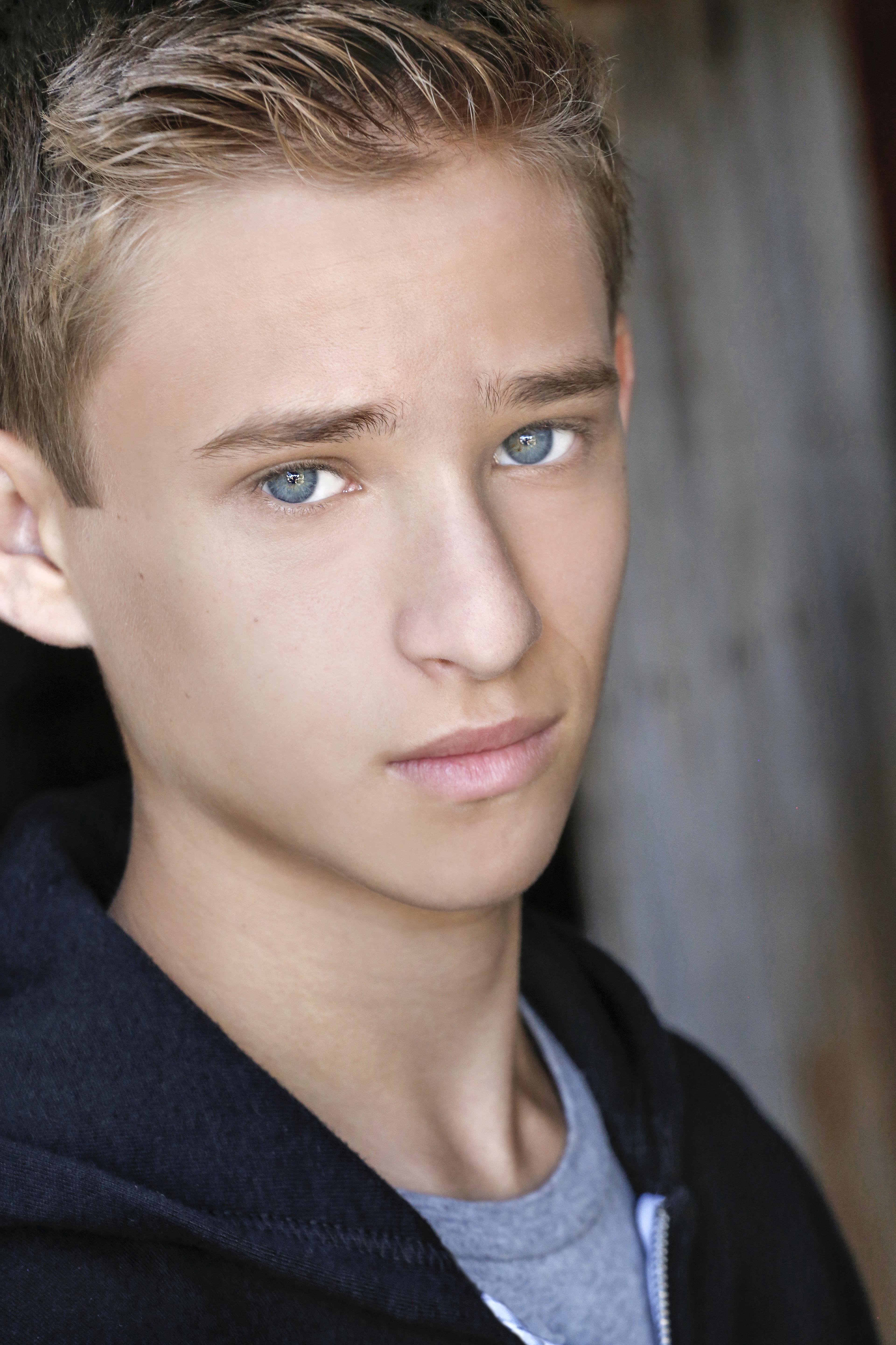 actor Jacob Rodier large photo