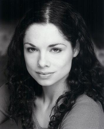 actor Lucy Casson large photo